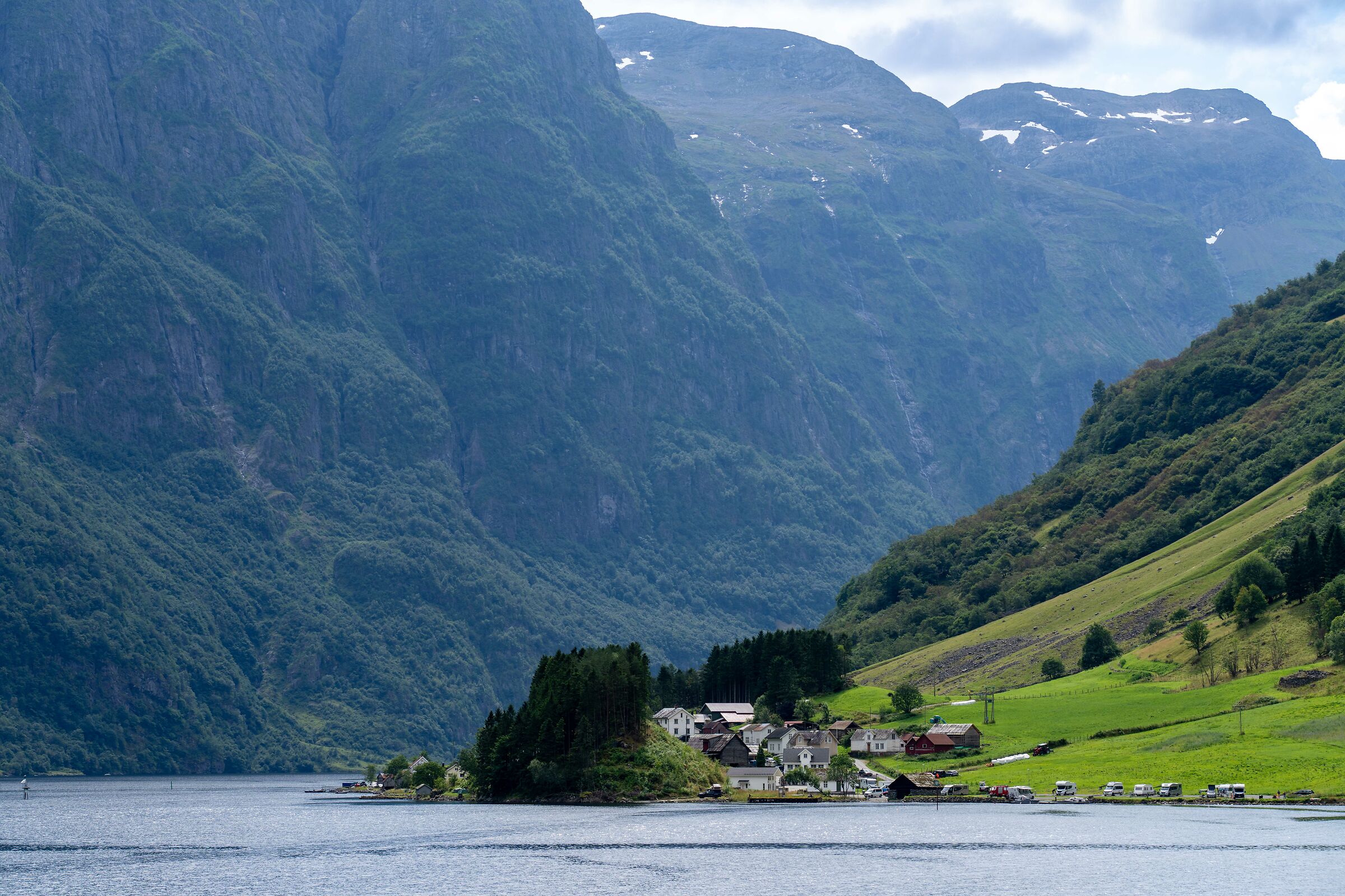 navigando sul Sognefjord