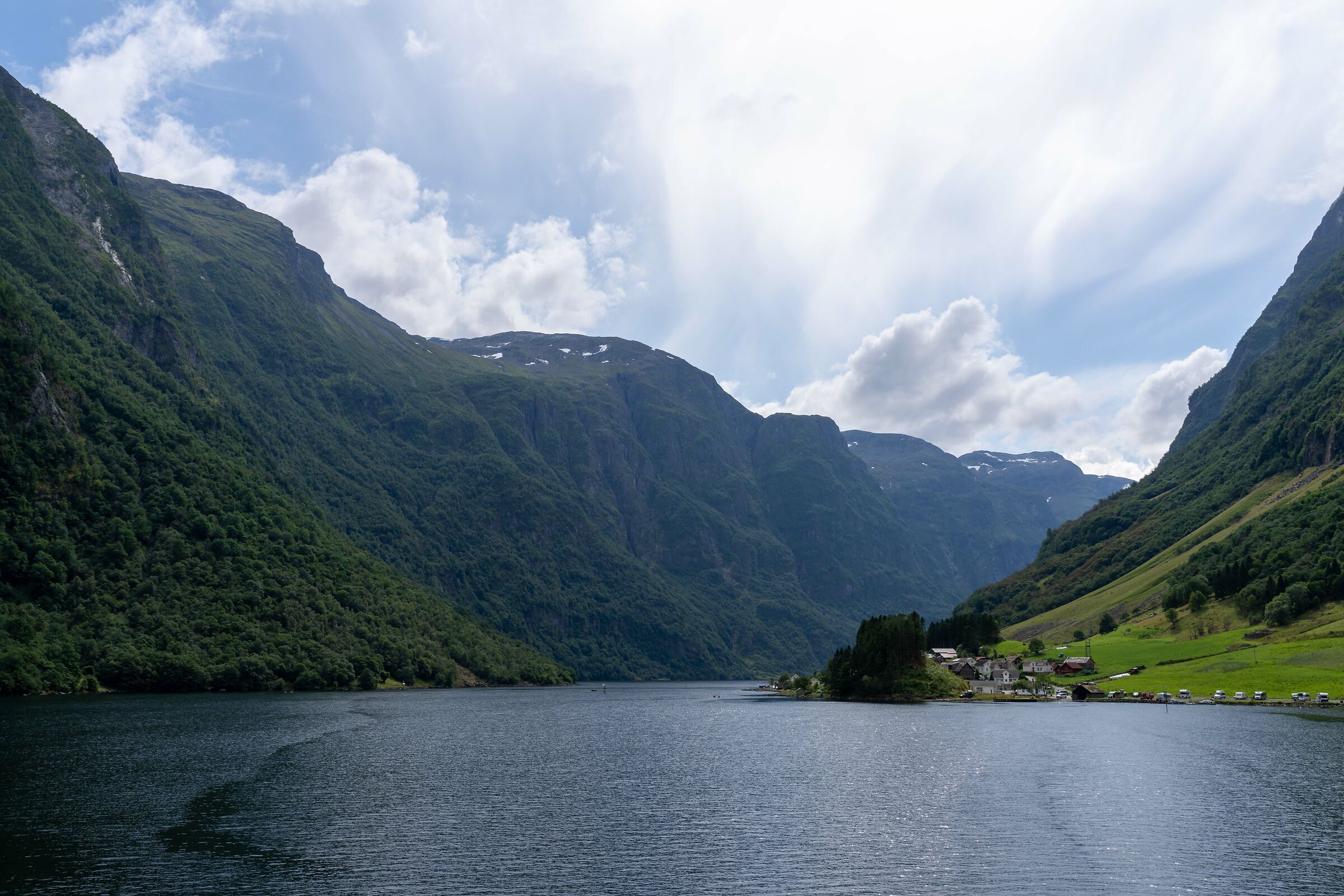 navigando sul Sognefjord