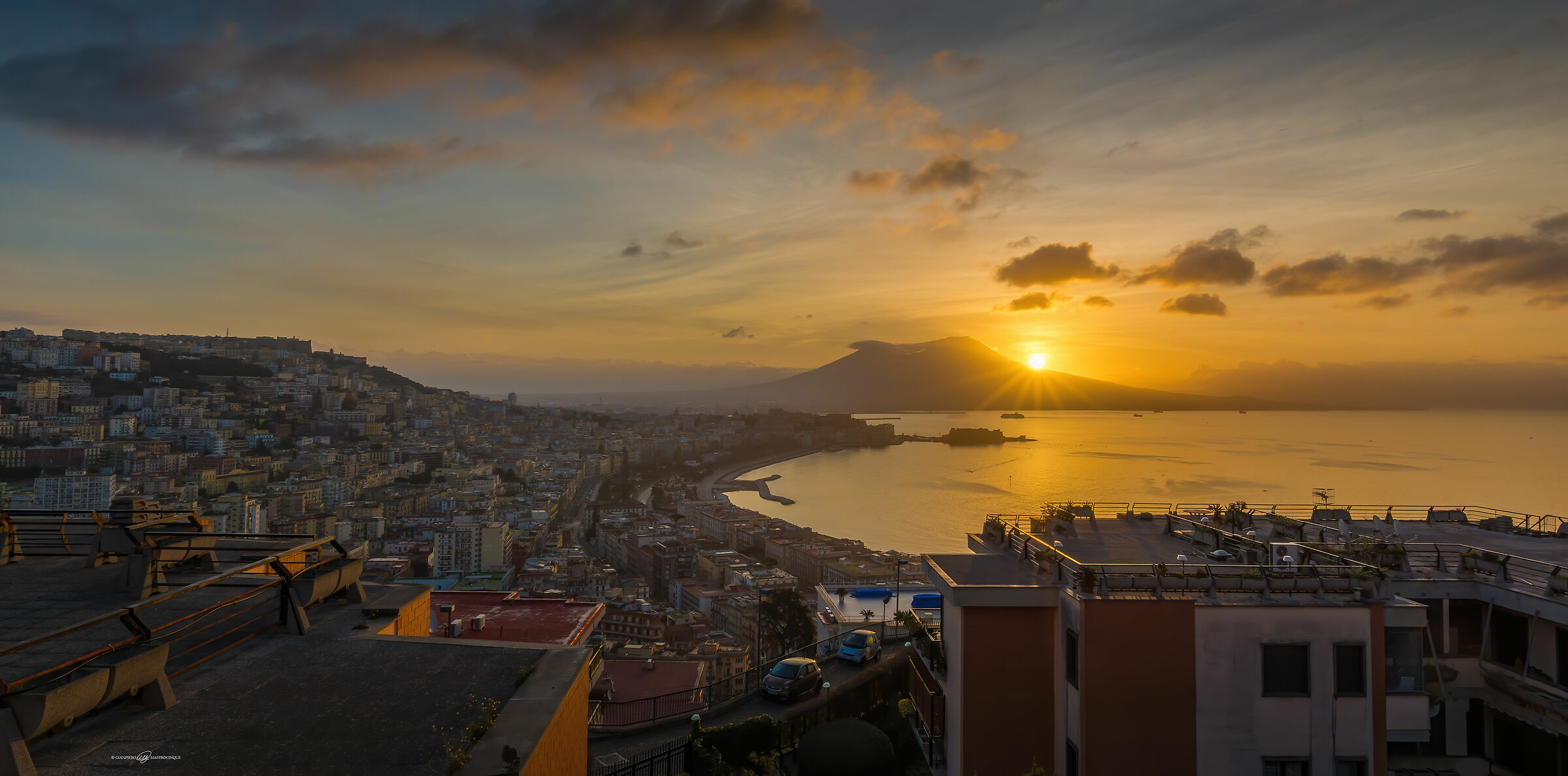 ...il risveglio della città...