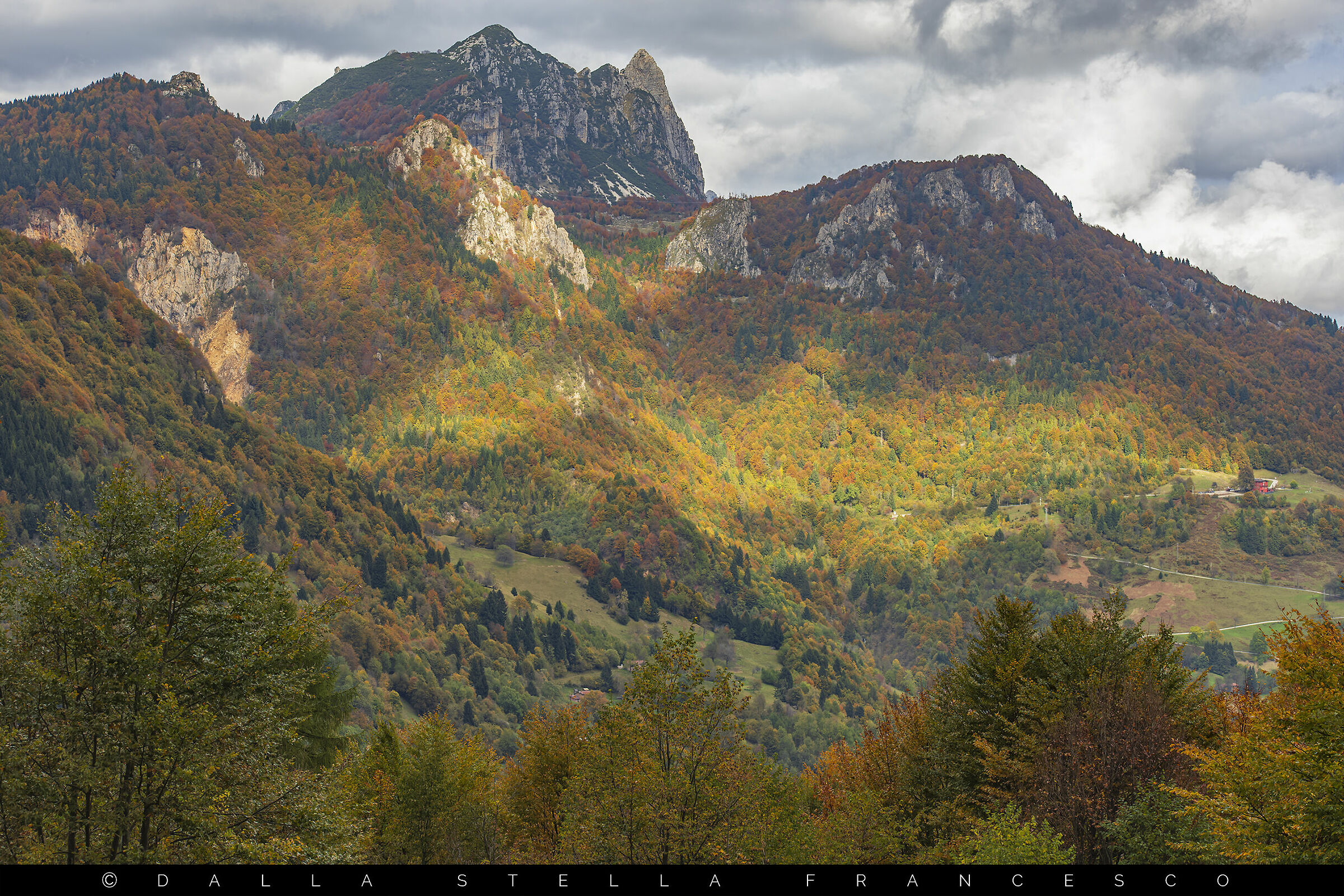 Moments of light in the small Dolomites