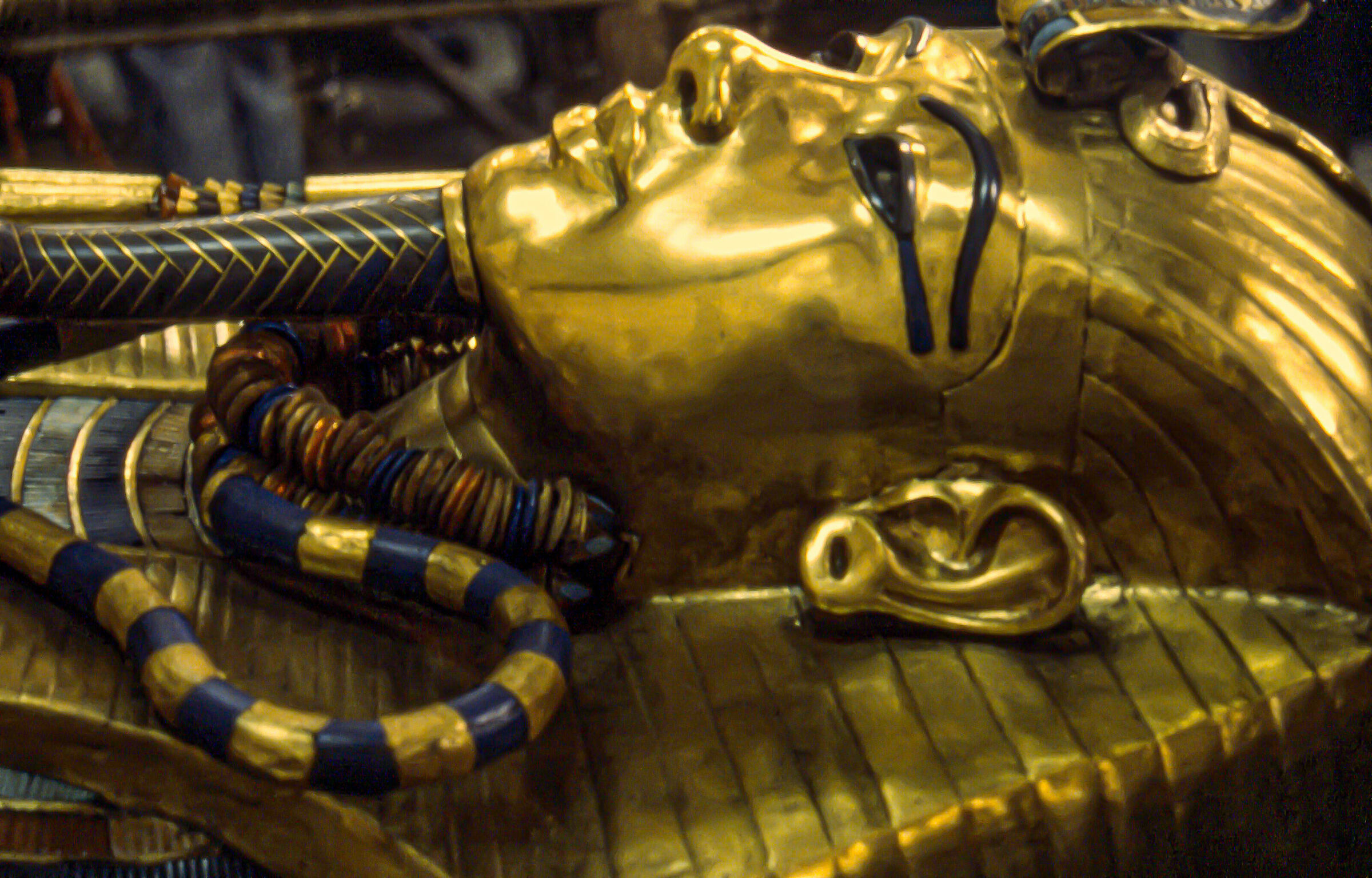 Il riposo del Re Bambino. Museo Egizio del Cairo 1996