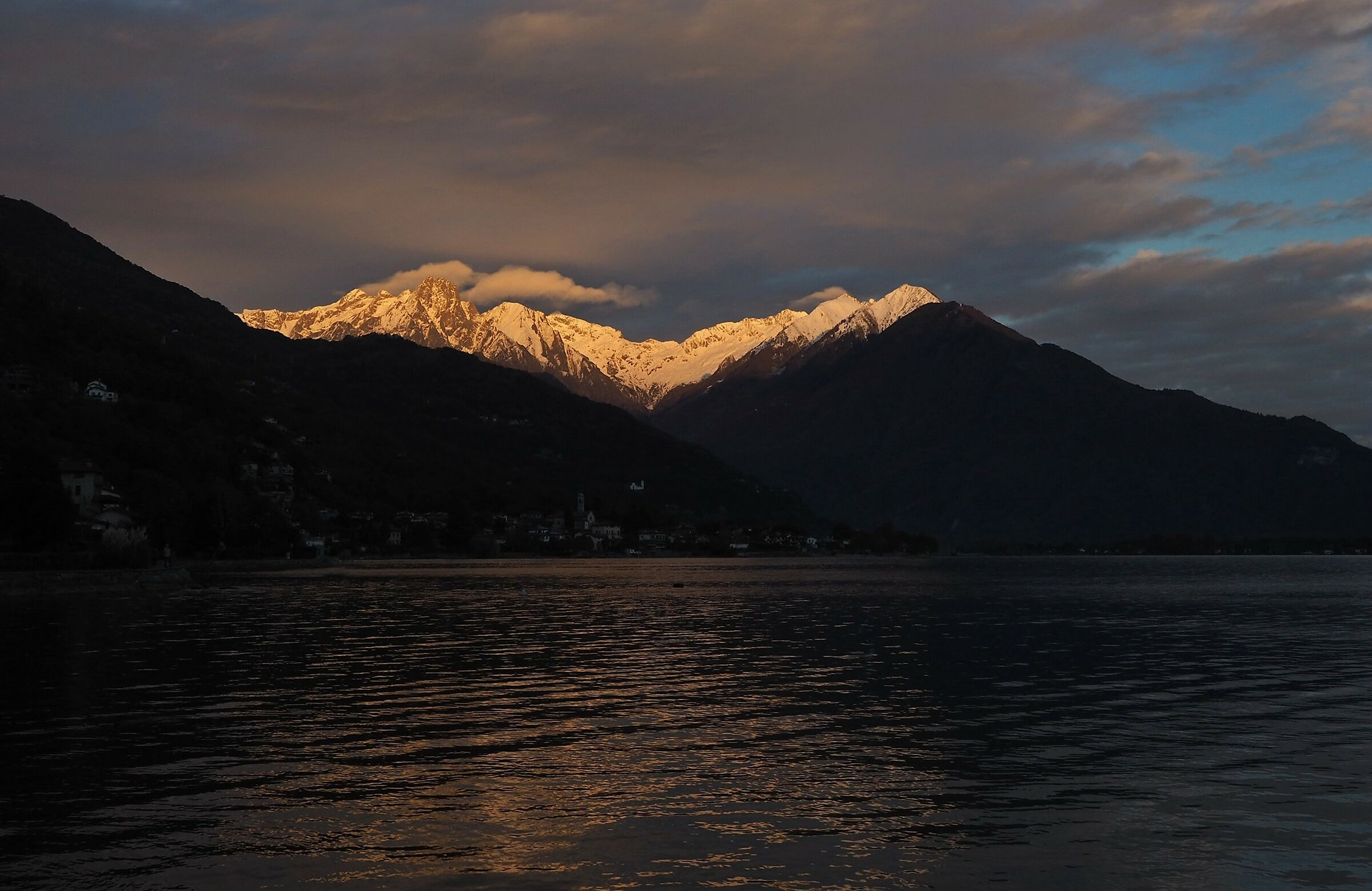 Ultime luci di pomeriggio autunnale