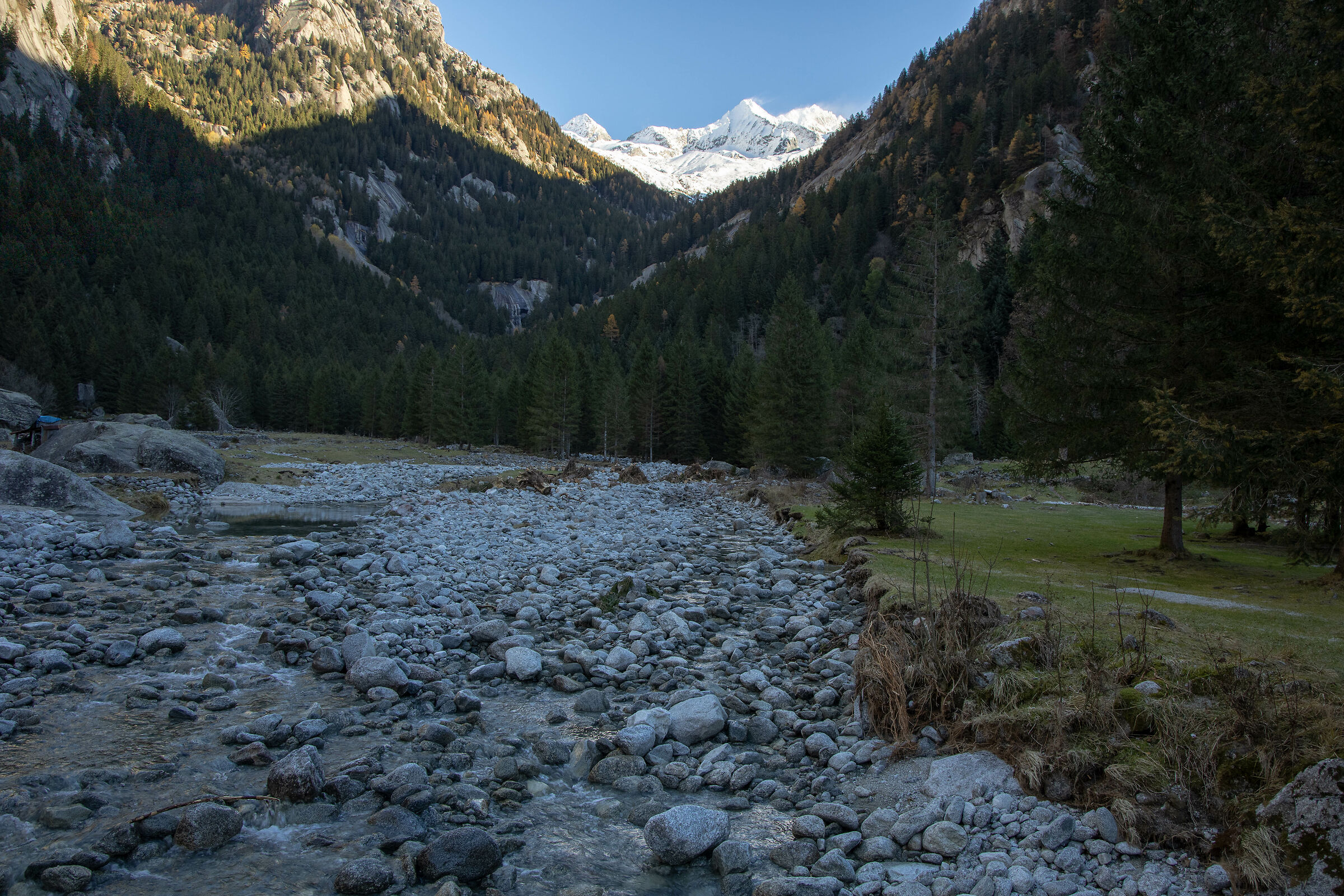 Val di Mello (SO) with Mount DIsgrazia