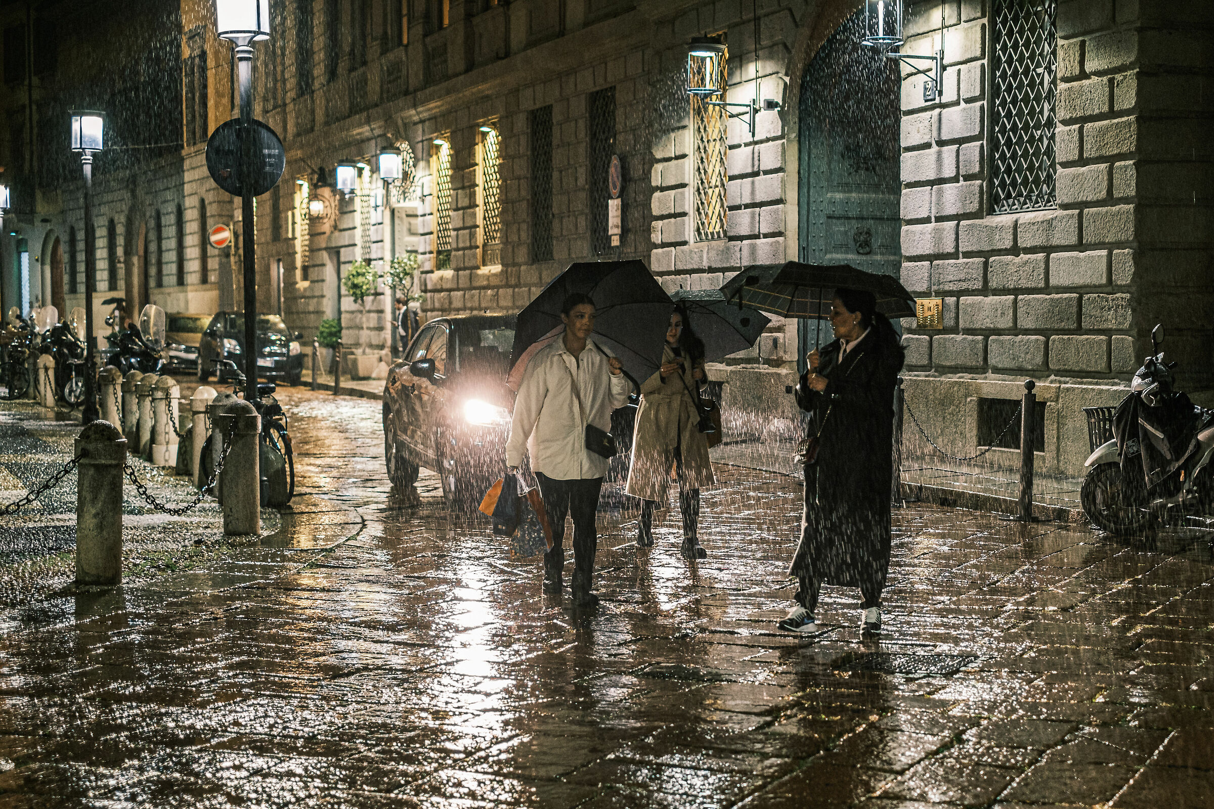 Under rain - Milano