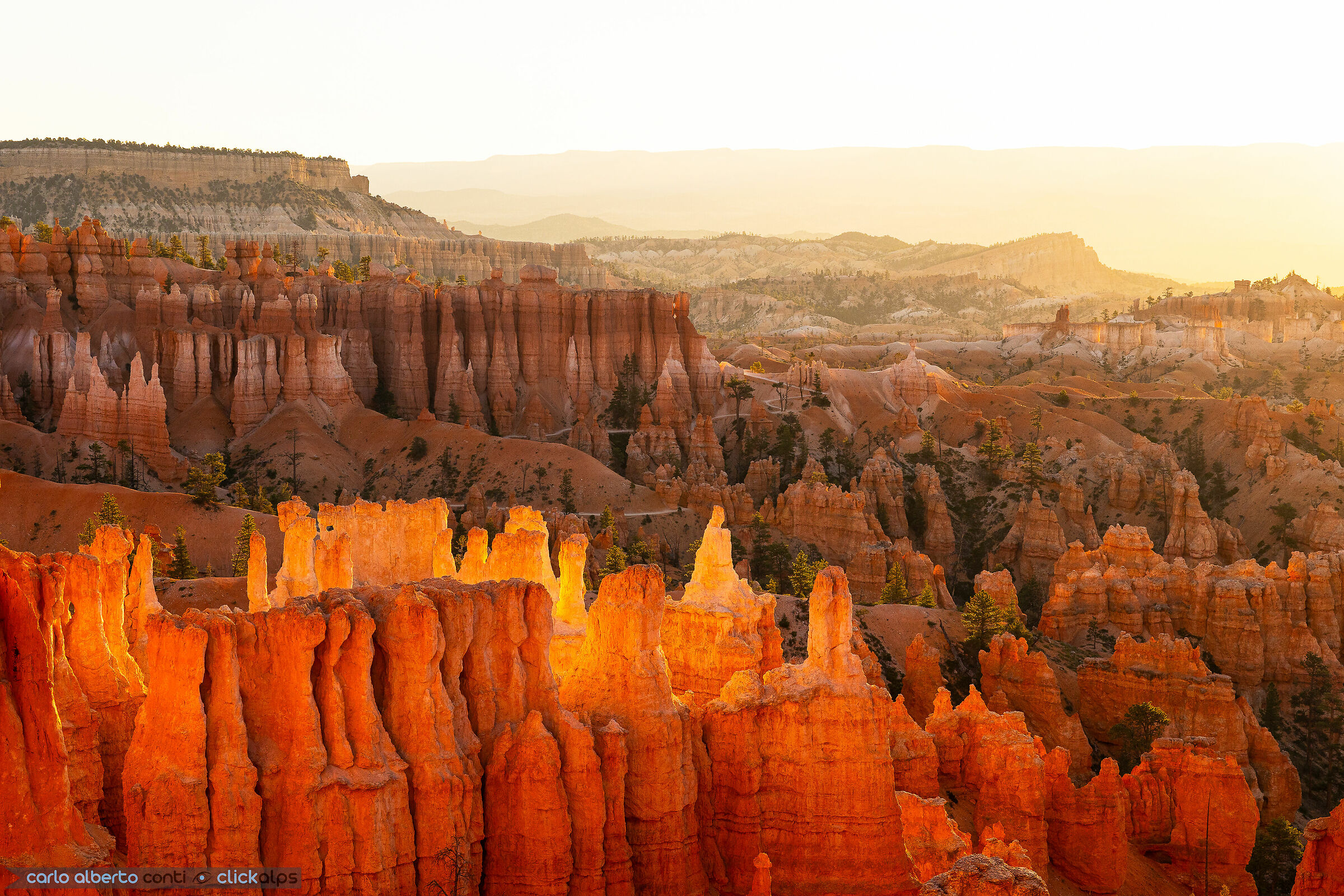 sunrise at Bryce Canyon