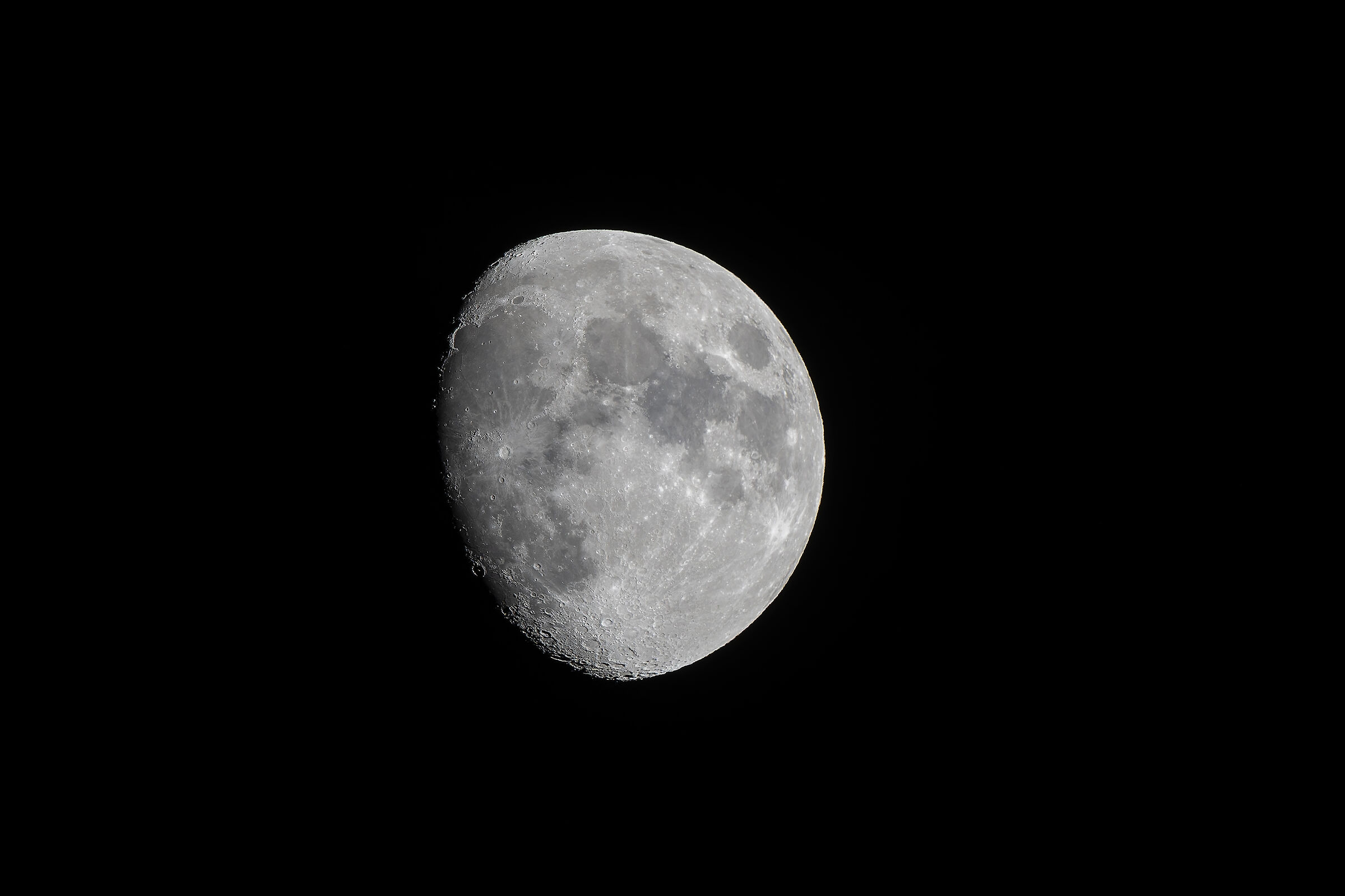 Luna del 23/11/2023