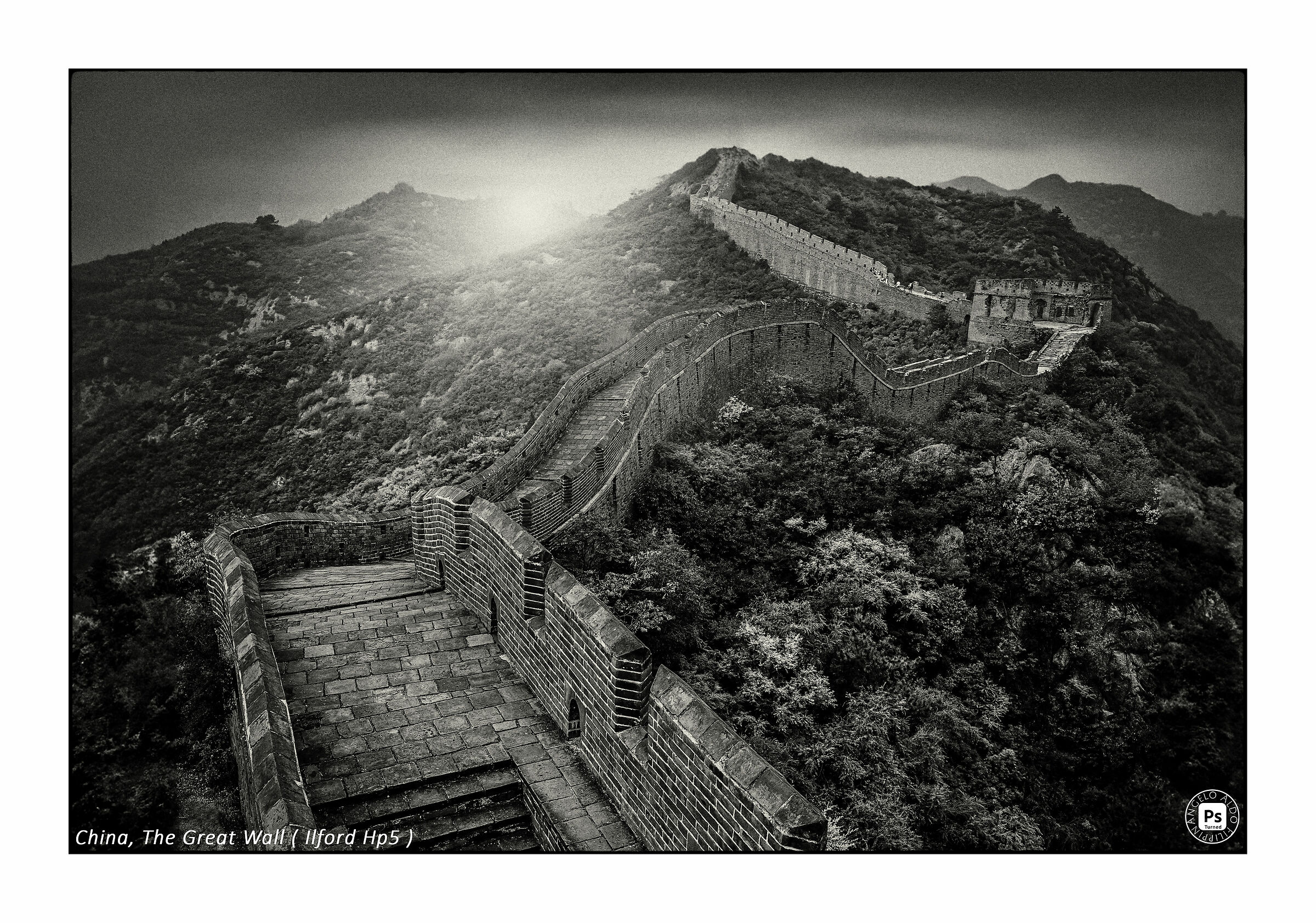 2005 China, The Great Wall ( Ilford HP5 )