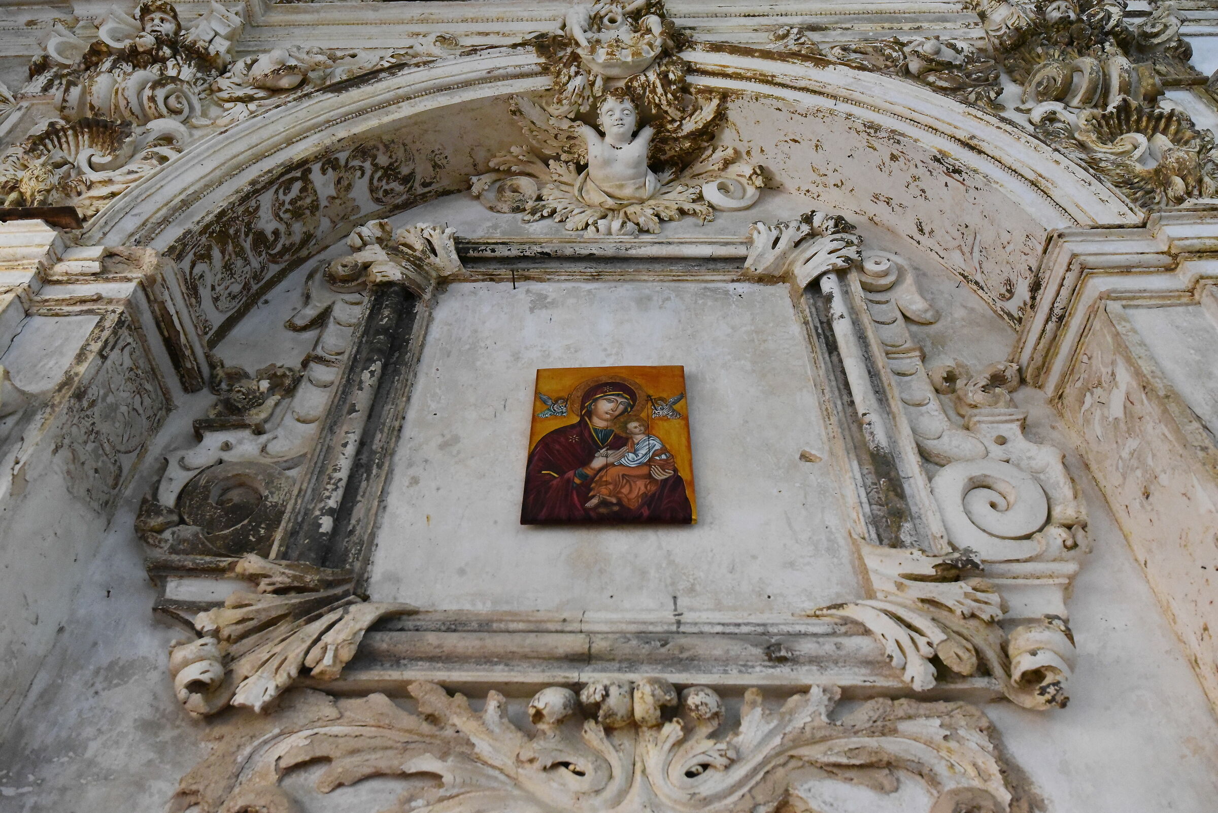 @ F. 2.8" ISO 12 thousand 800", Nikon 28, 1.4 and ED-D 750