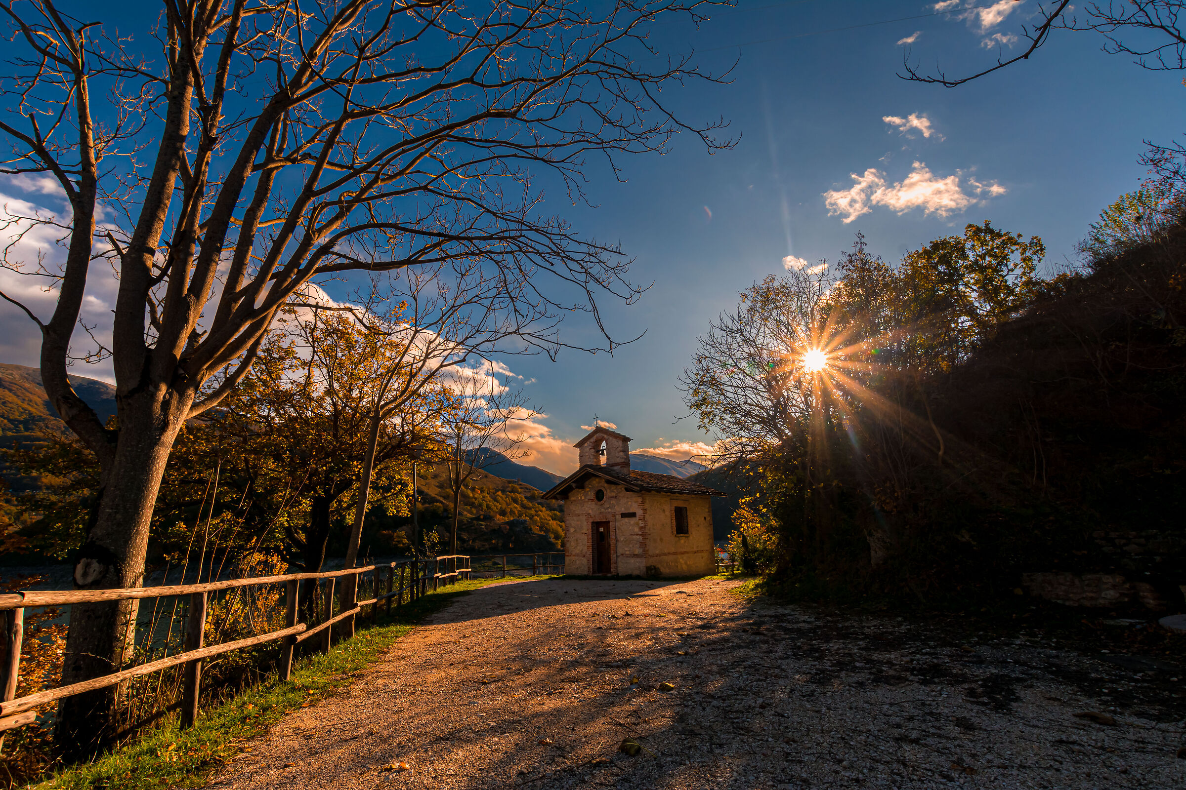 Chiesetta Valle di Tora