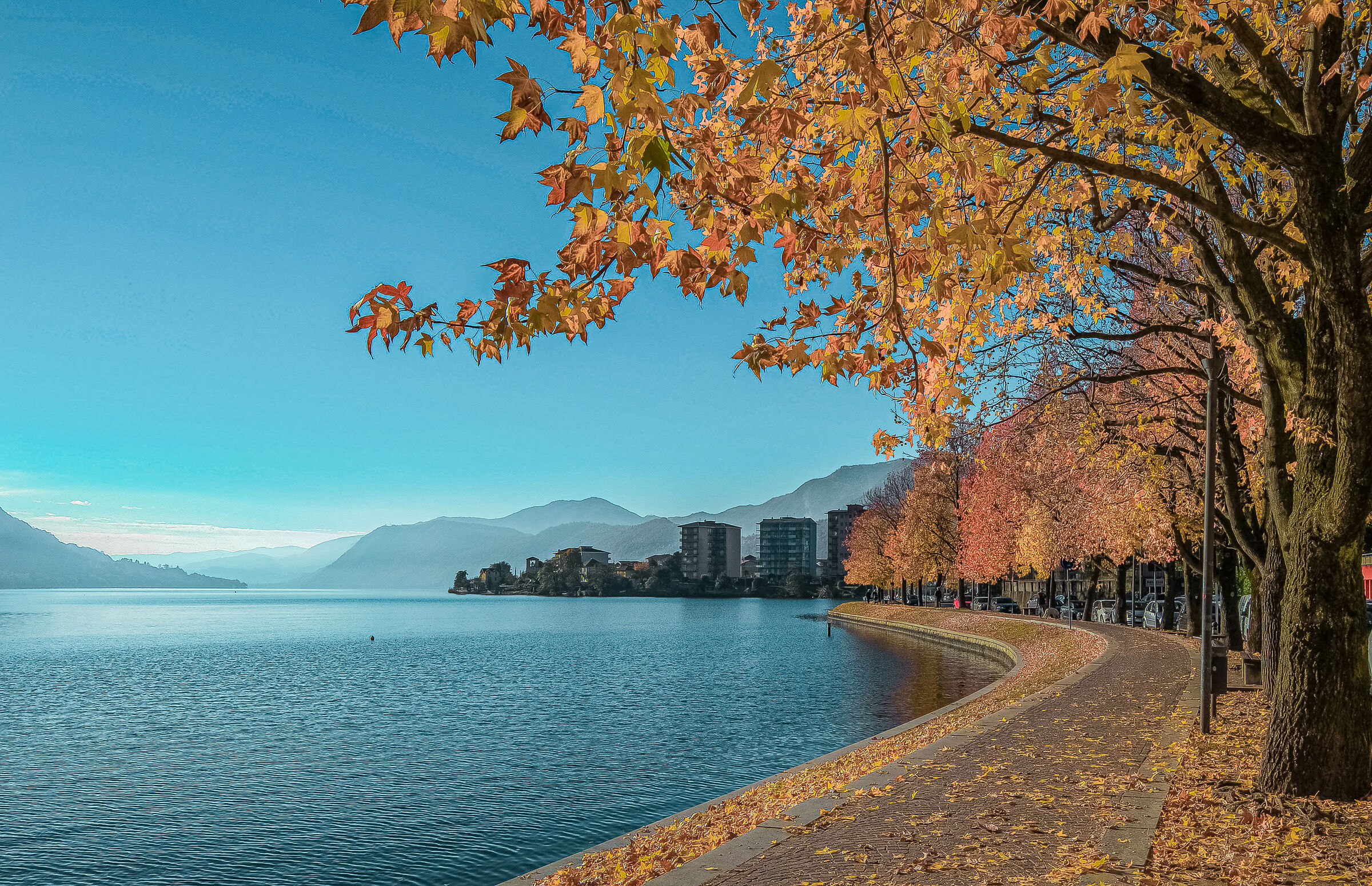 Autumn on the lakeside of Omegna