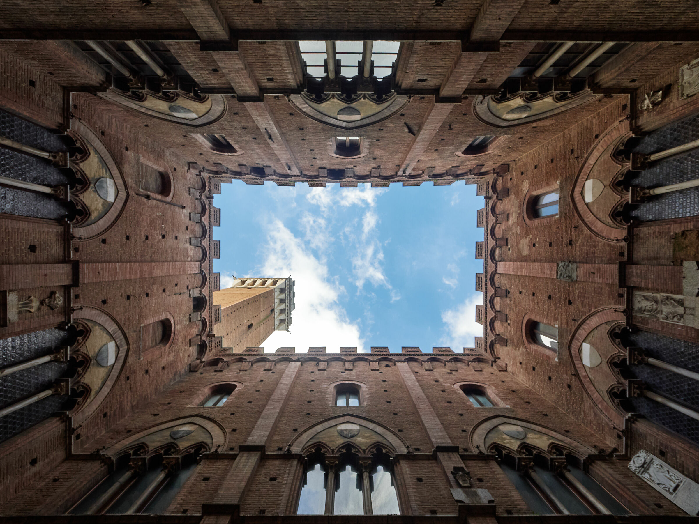 Il cortile di Palazzo Pubblico