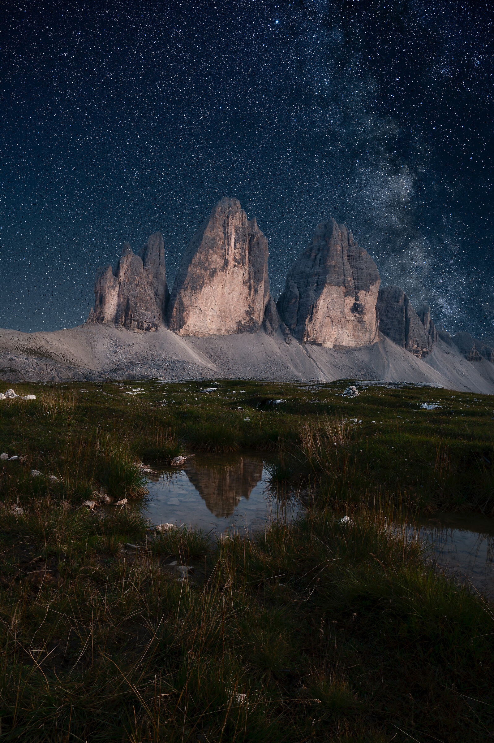Celestial night in Lavaredo
