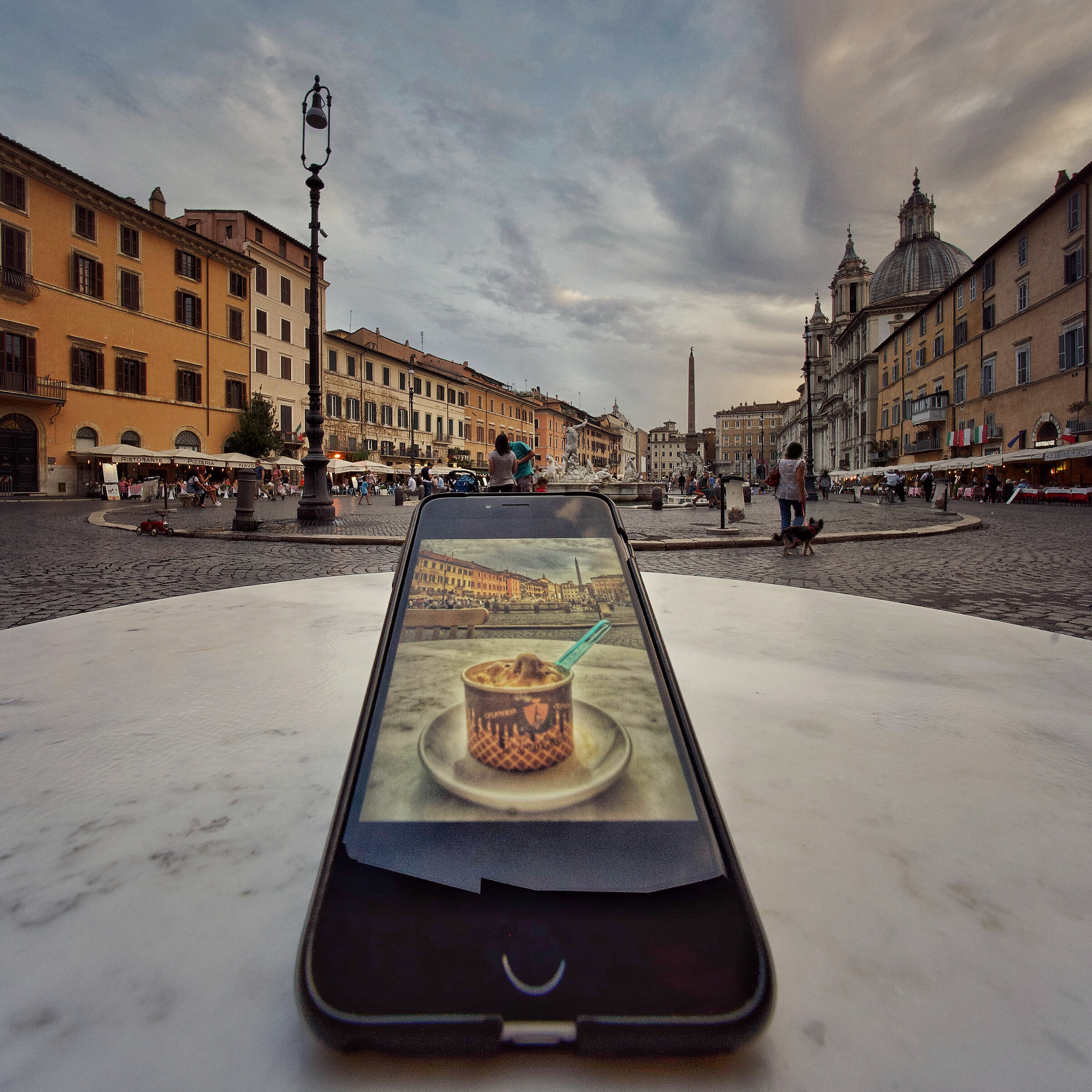 An ice cream in Piazza Navona