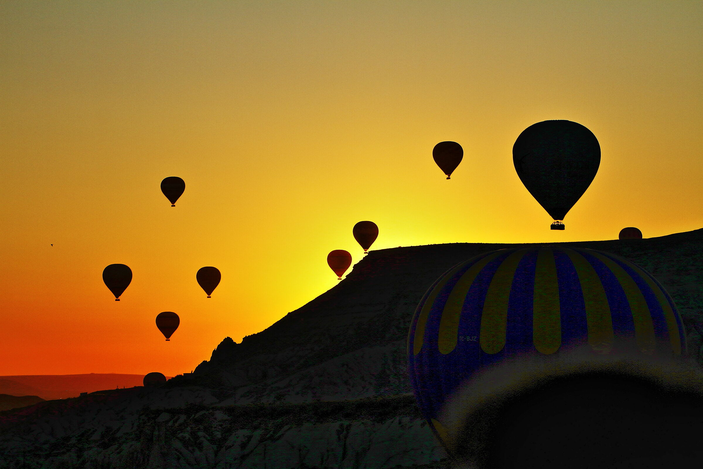 Tramonto con Mongolfiere