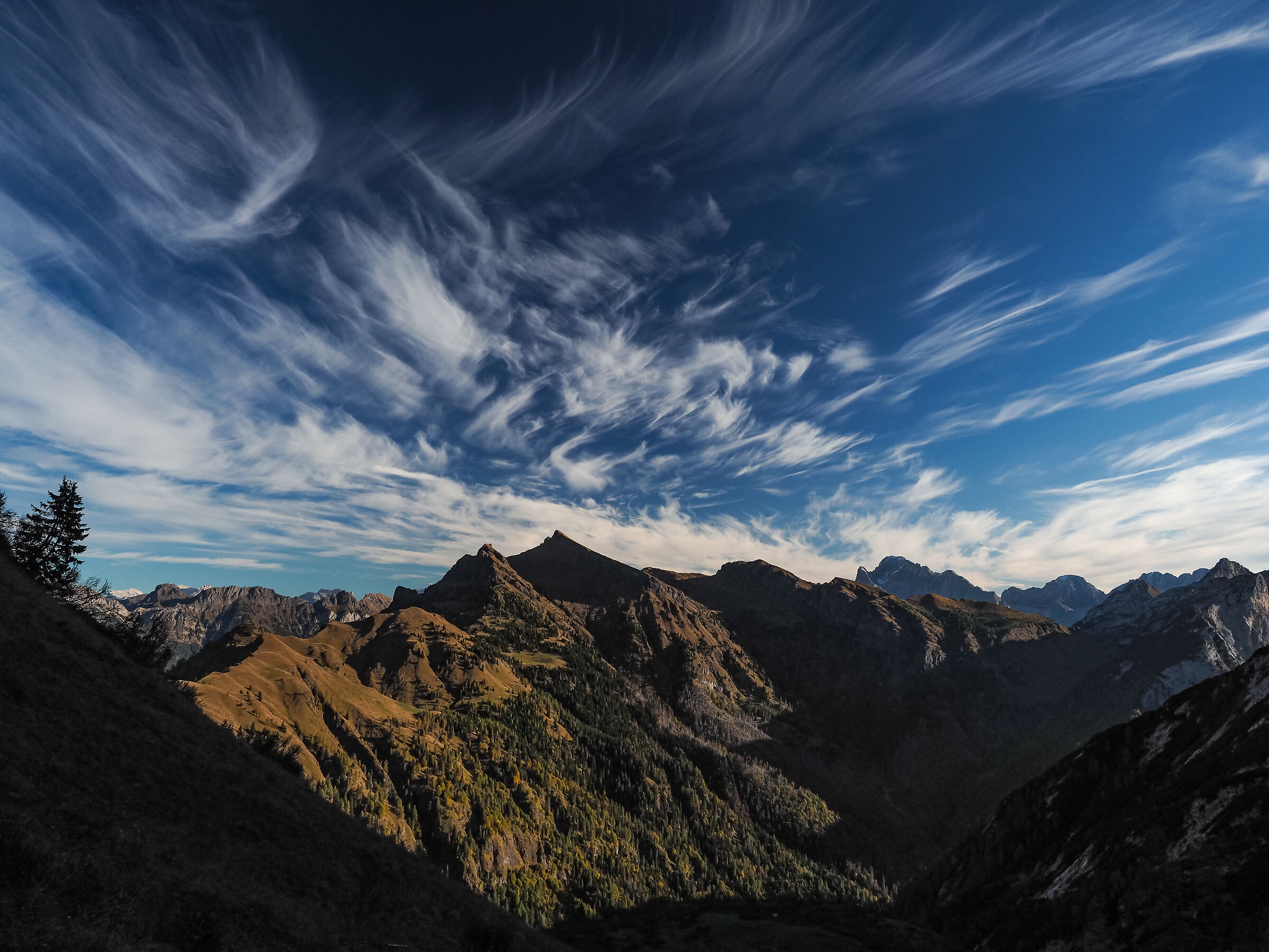 Mattina presto Val di San Lucano