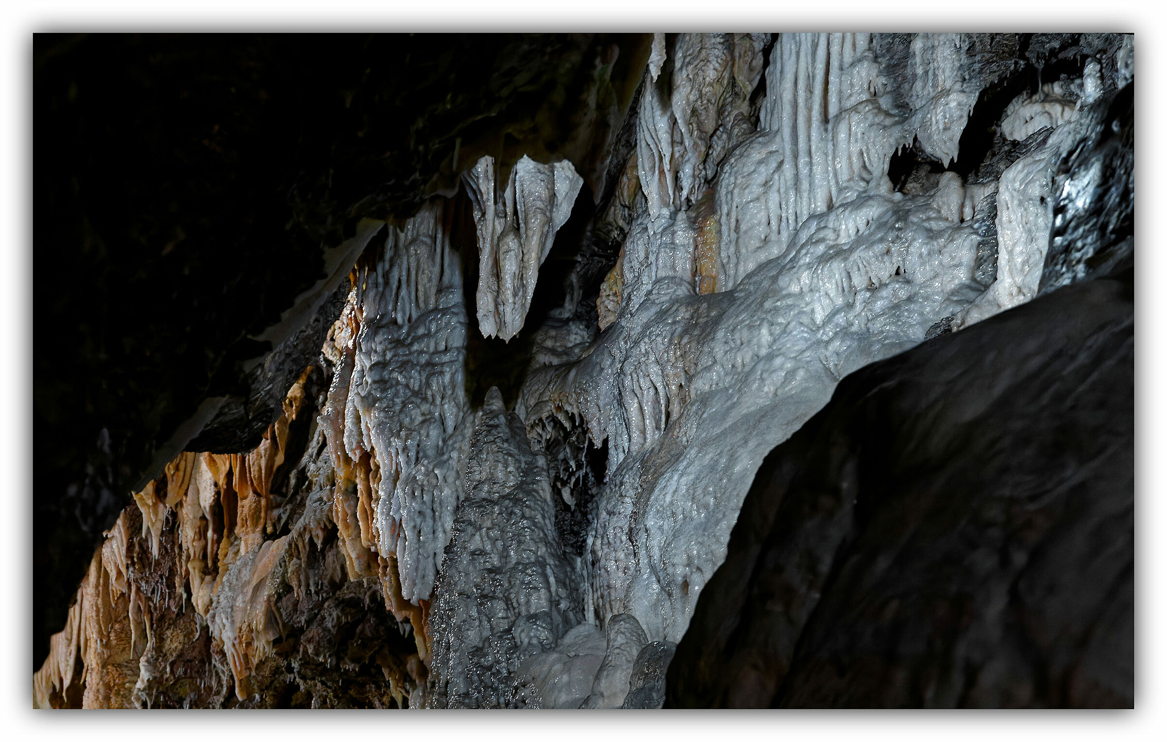Oltre il buio - Grotta del Vento_04