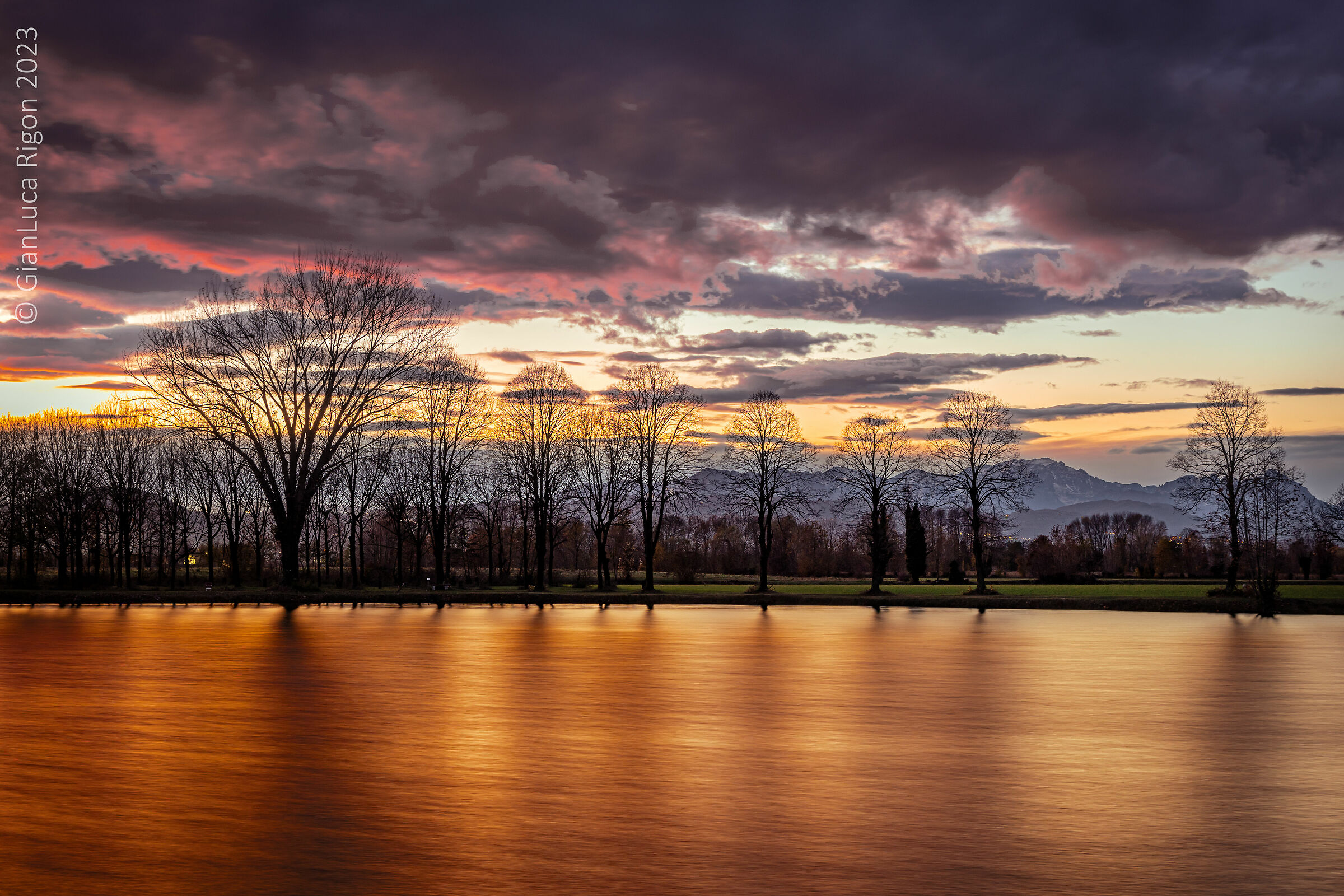 Un altro tramonto al Laghetto