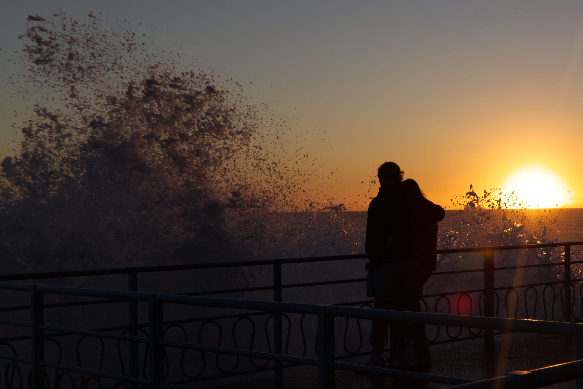 Mareggiata al tramonto