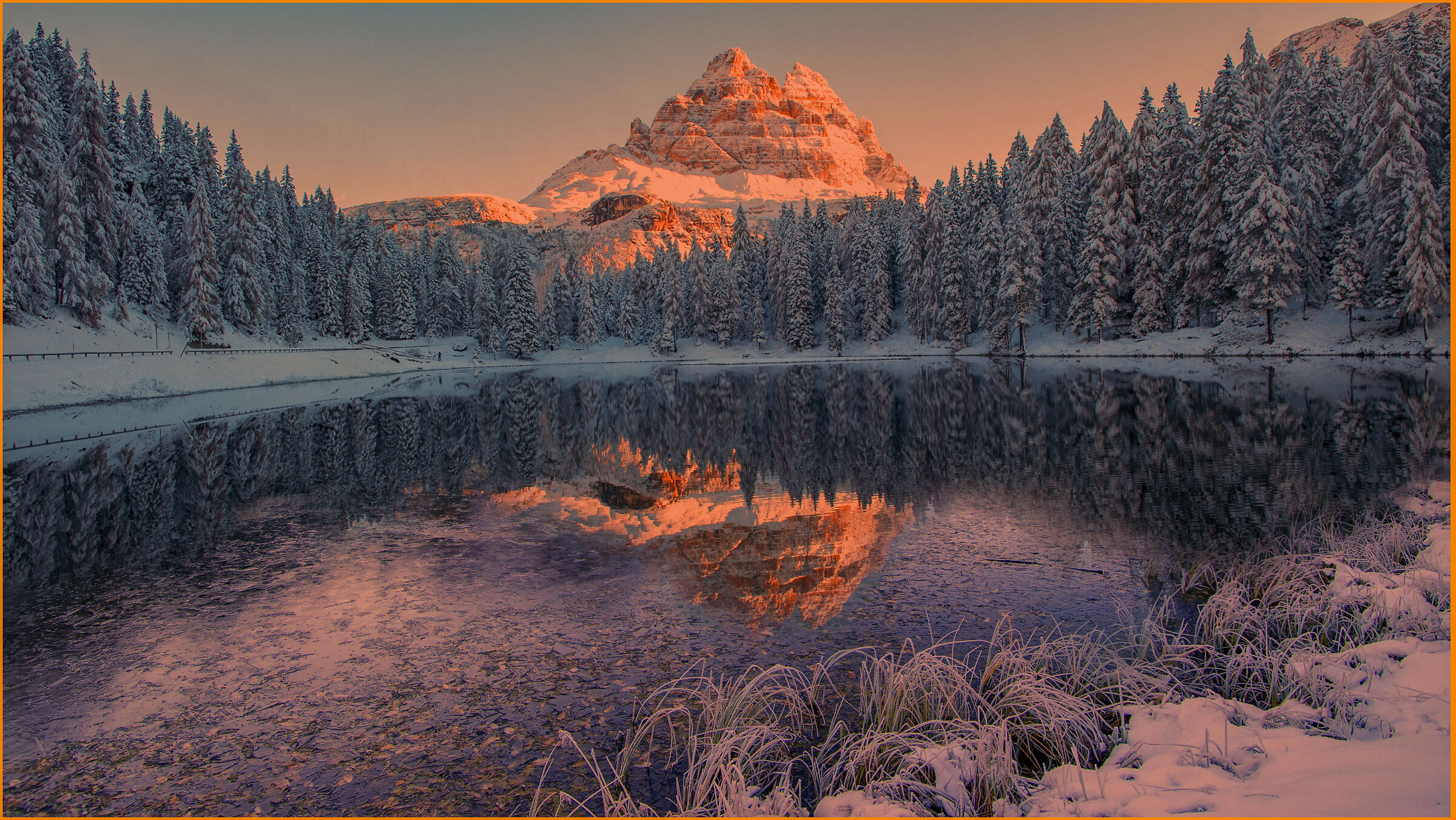 Tre cime di Lavaredo allo specchio