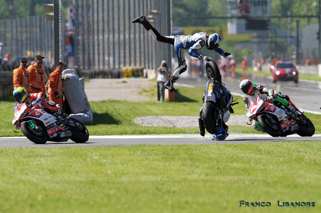 Flying without wings