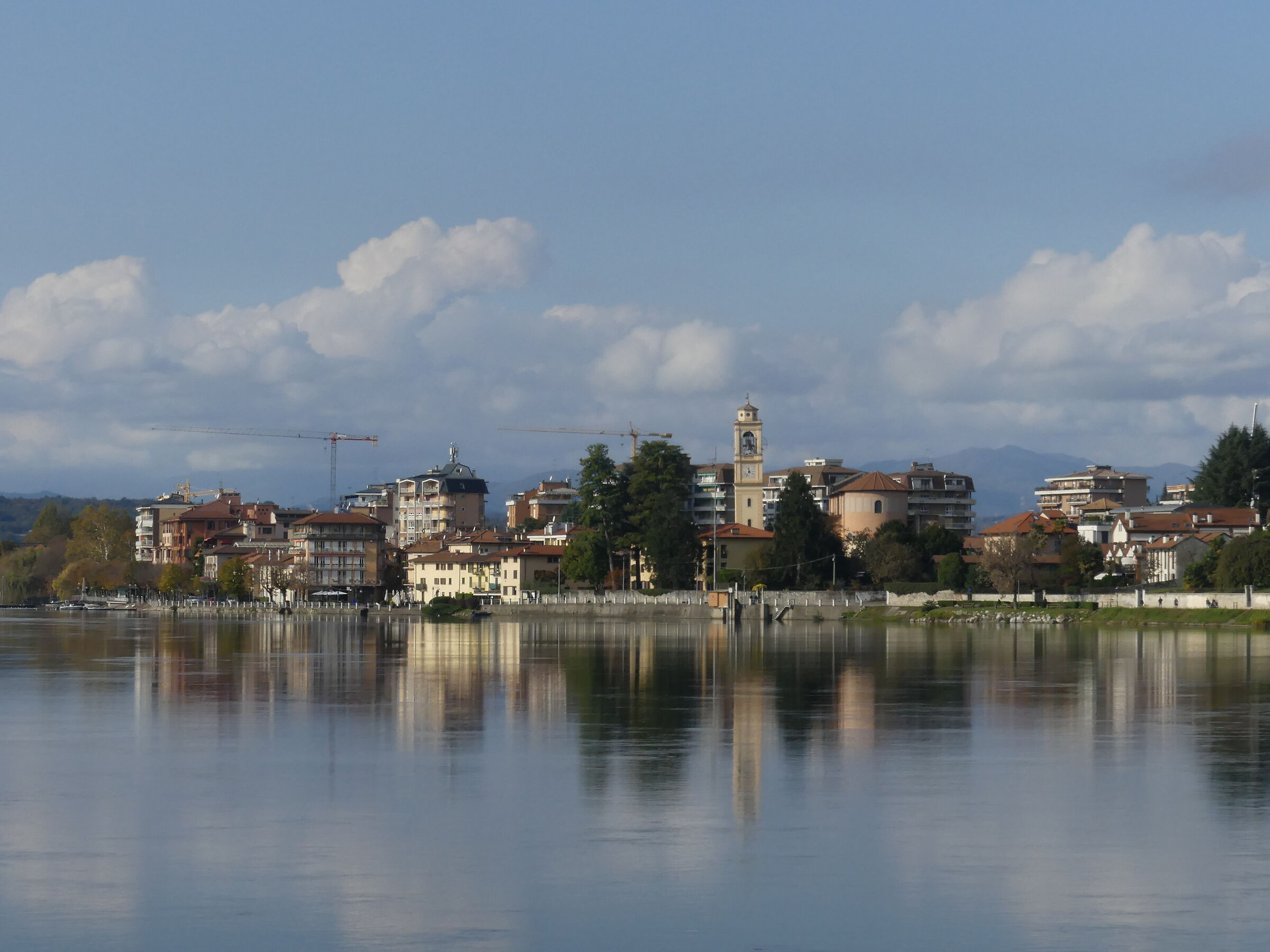 Sesto Calende ( VA )