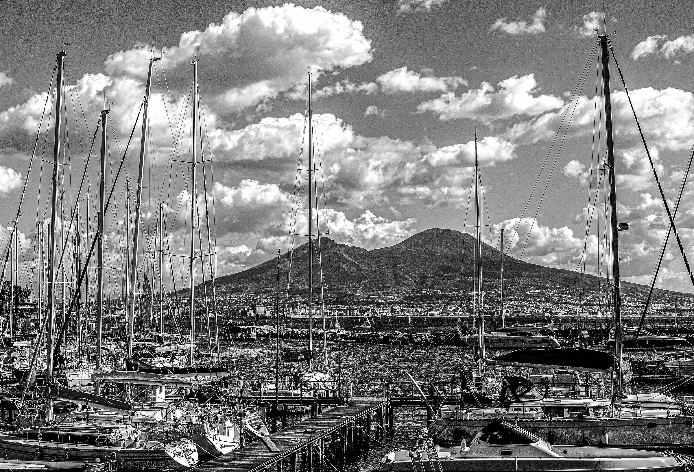 Vista Vesuvio con filtro "Barche"