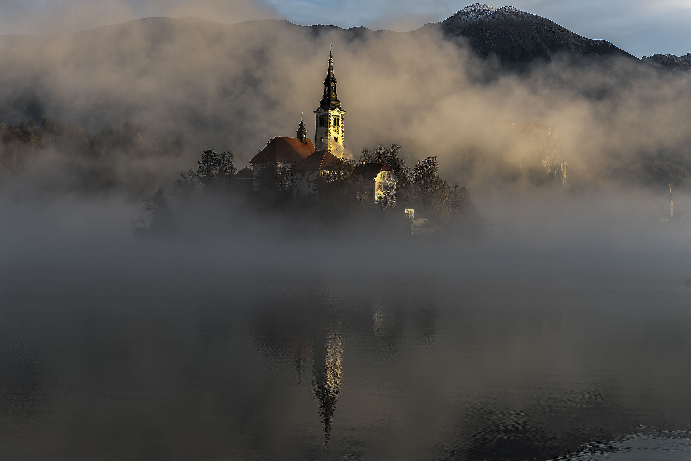 Fog in Bled