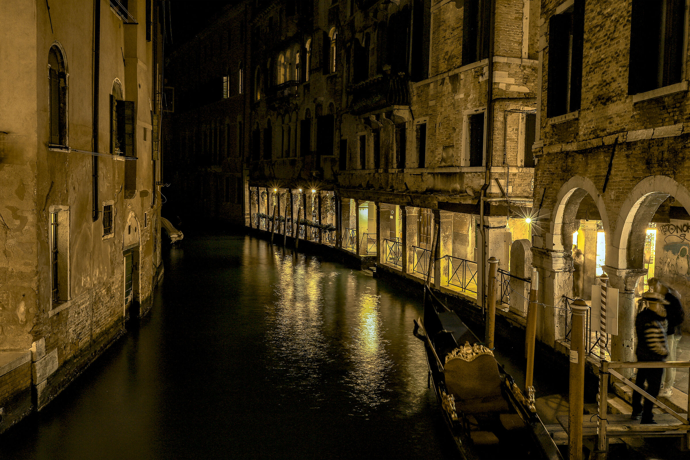 Dark light at Santi Apostoli