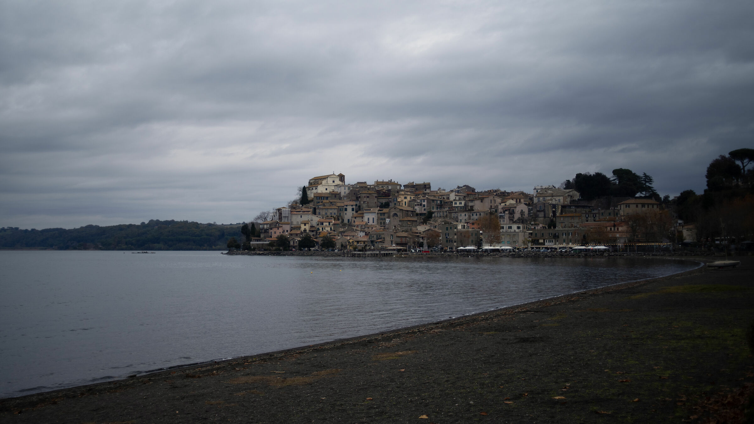 Vista di Anguillara Sabazia  Pentax 35mm f2.8 serie M