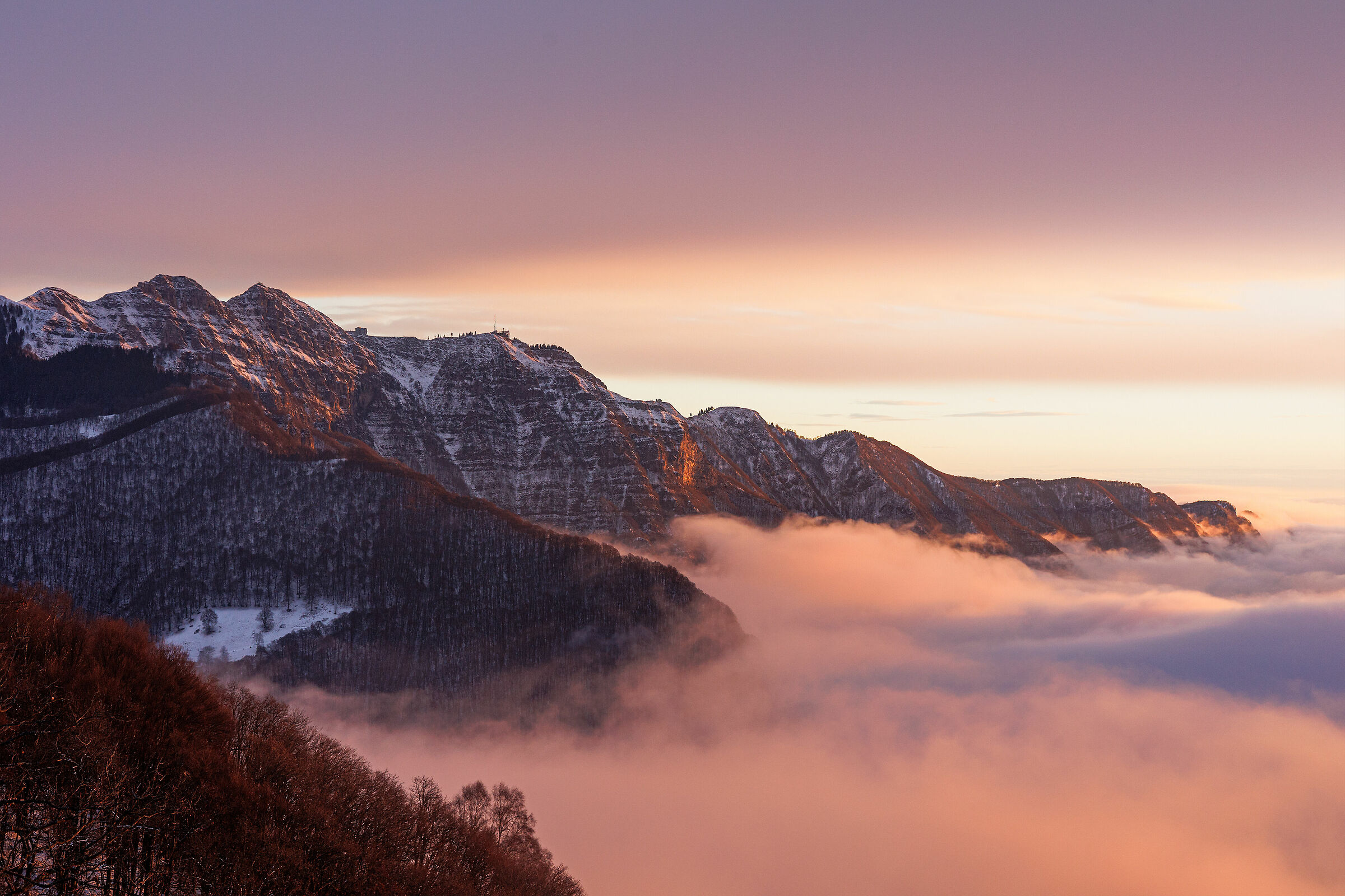 Monte Generoso al tramonto