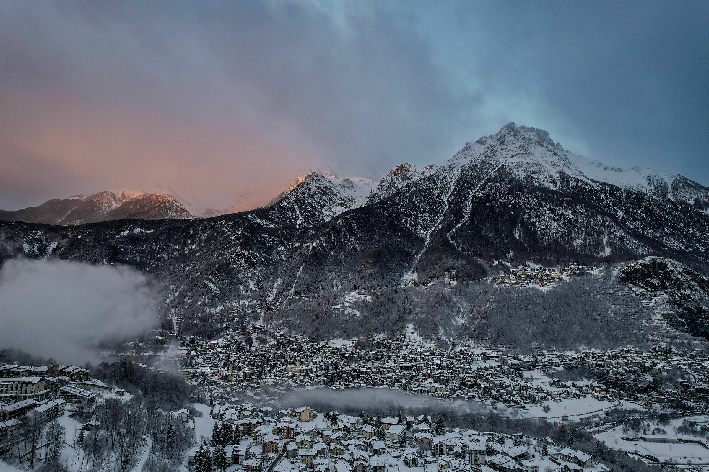 Sunrise in Valmalenco