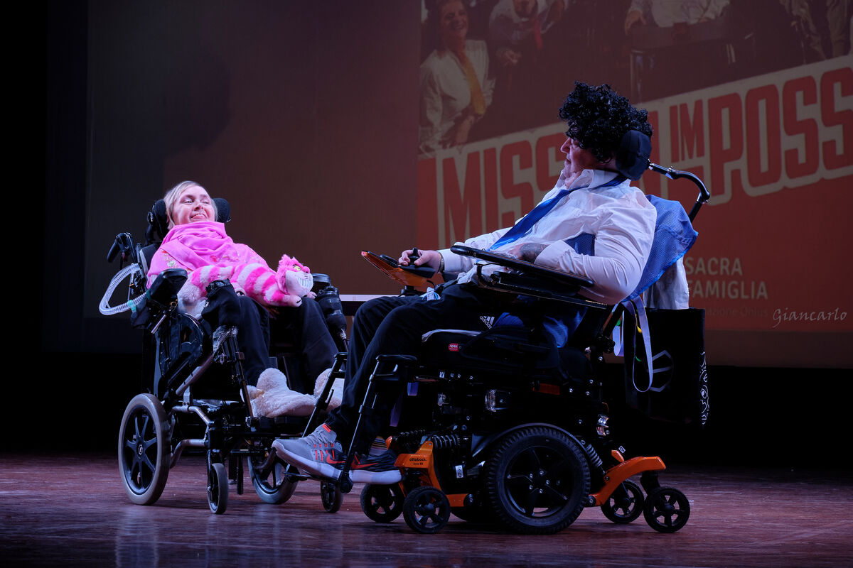 II scena teatrale della compagnia Gli scarrozzati