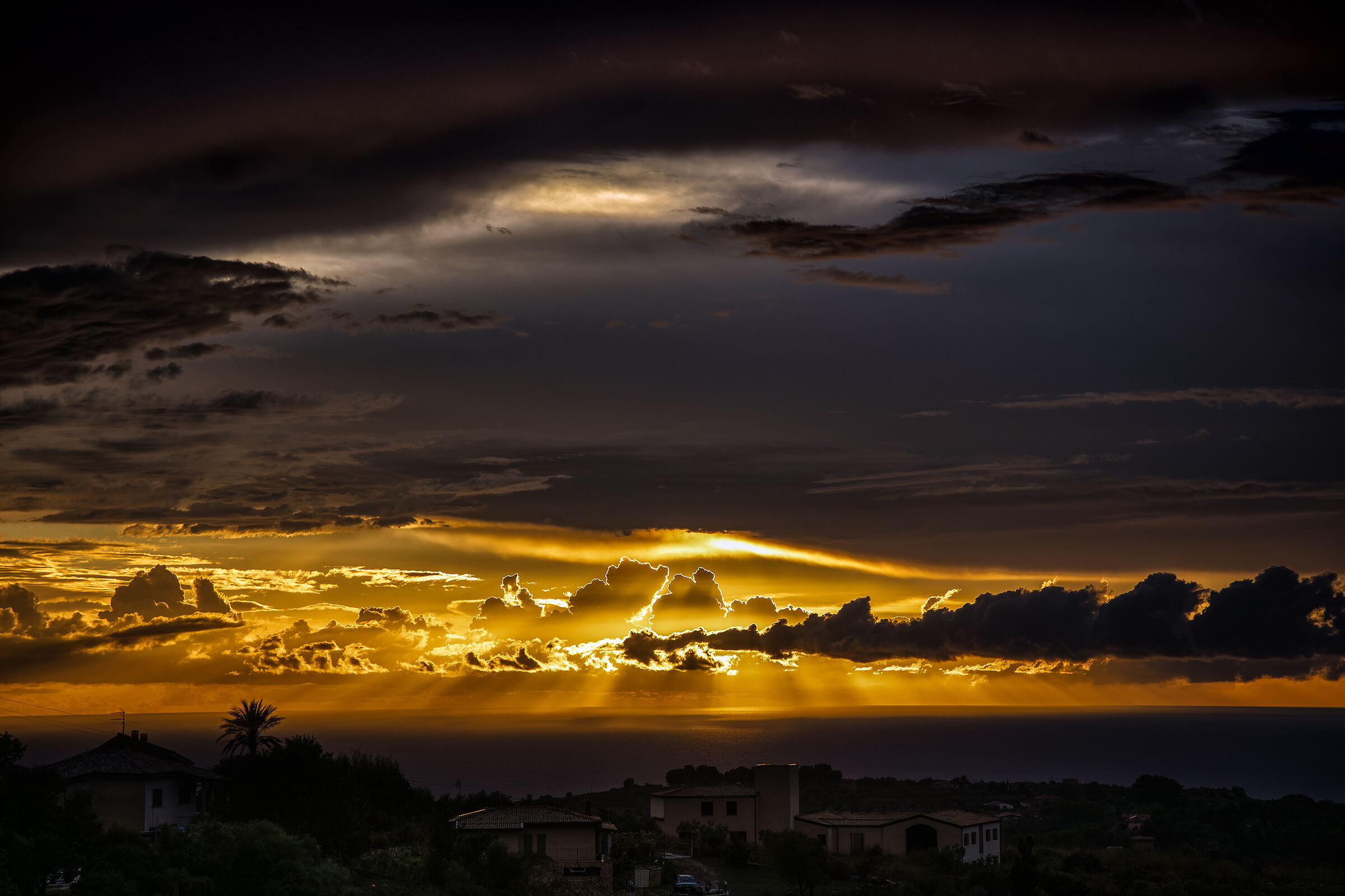 Tra la luce e il buio