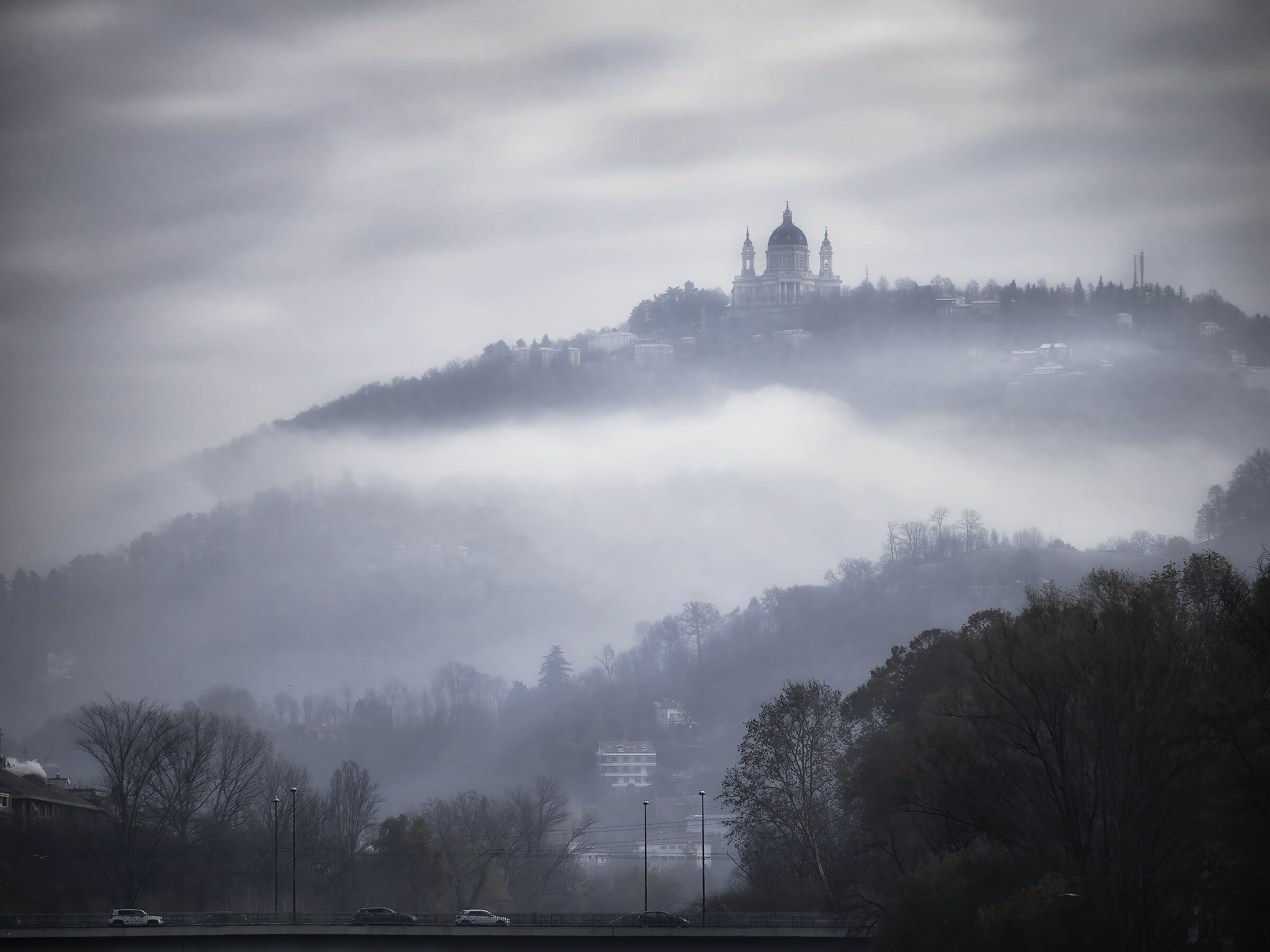 Verso Superga dalle rive del Po