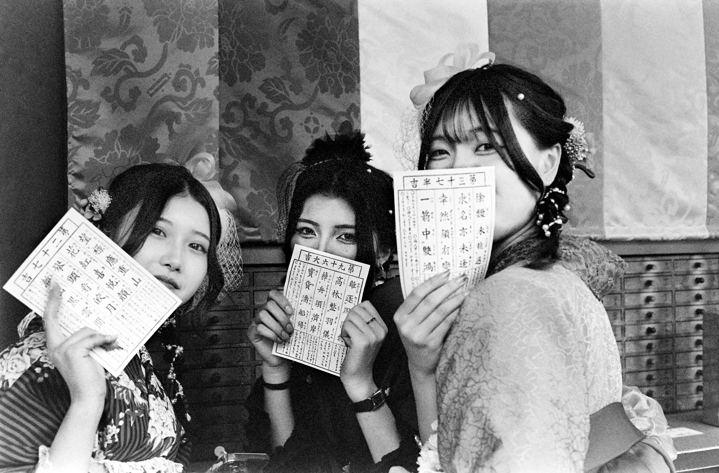 Girls in Asakusa, Tokyo