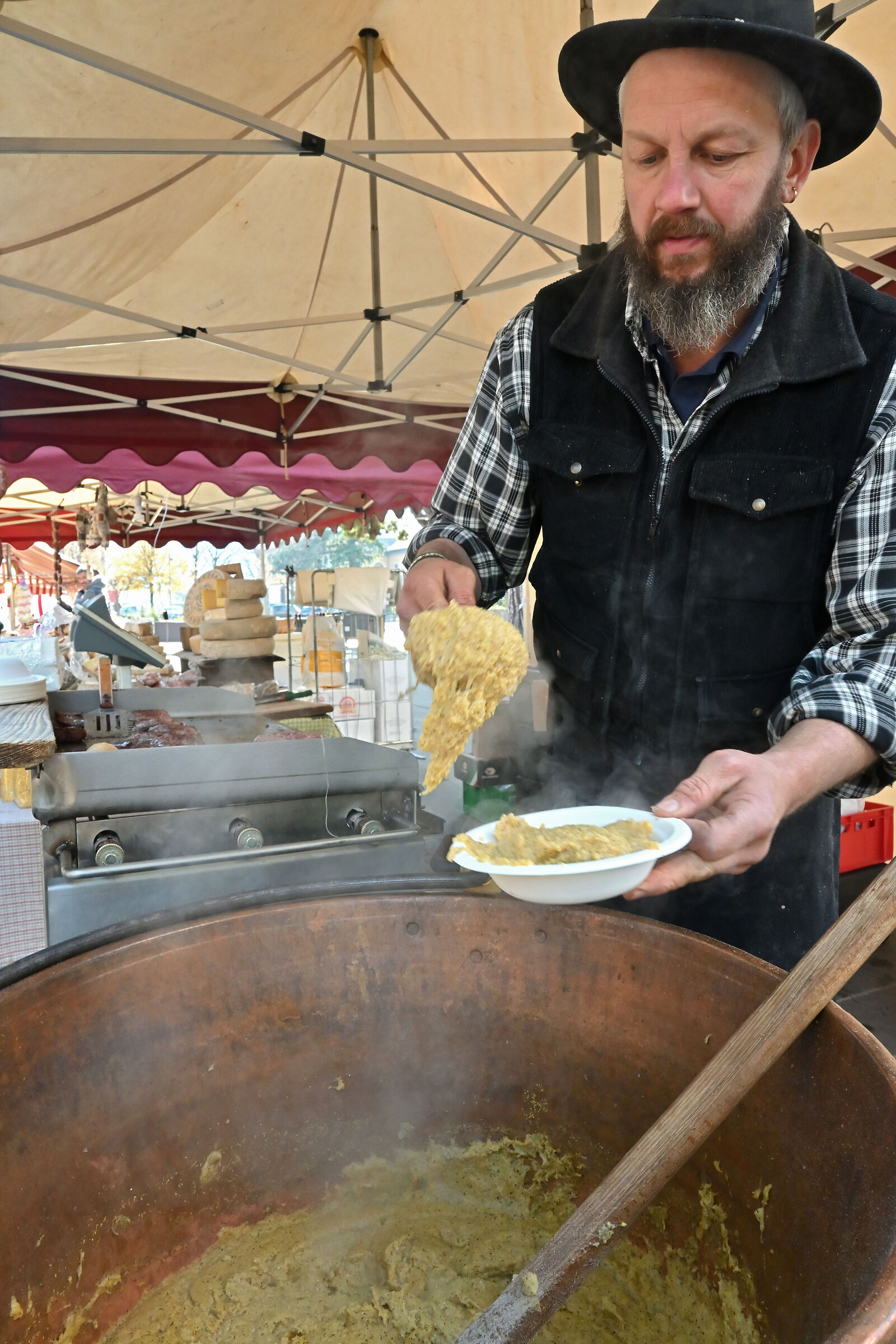 La polenta taragna è servita.
