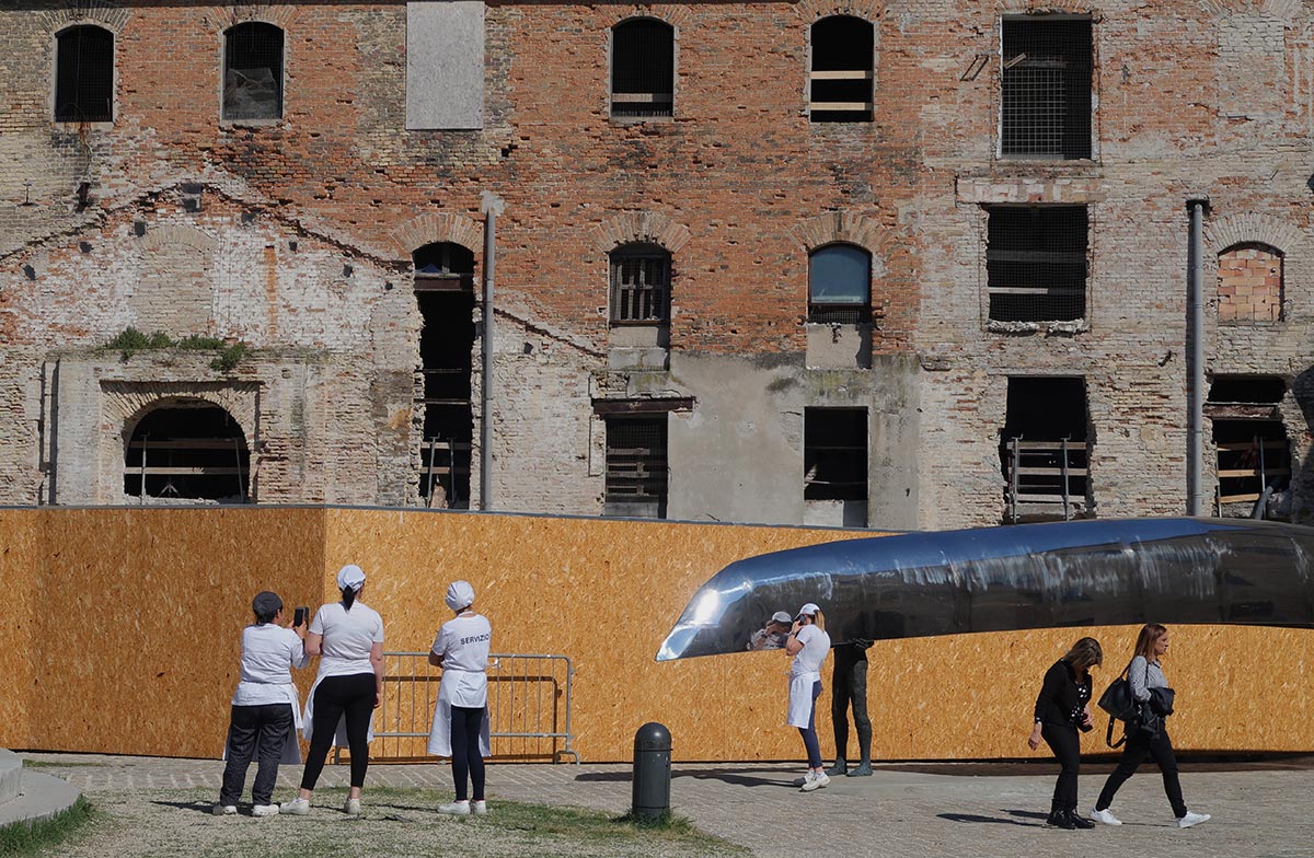 - Decaduto condominio d'altri tempi -