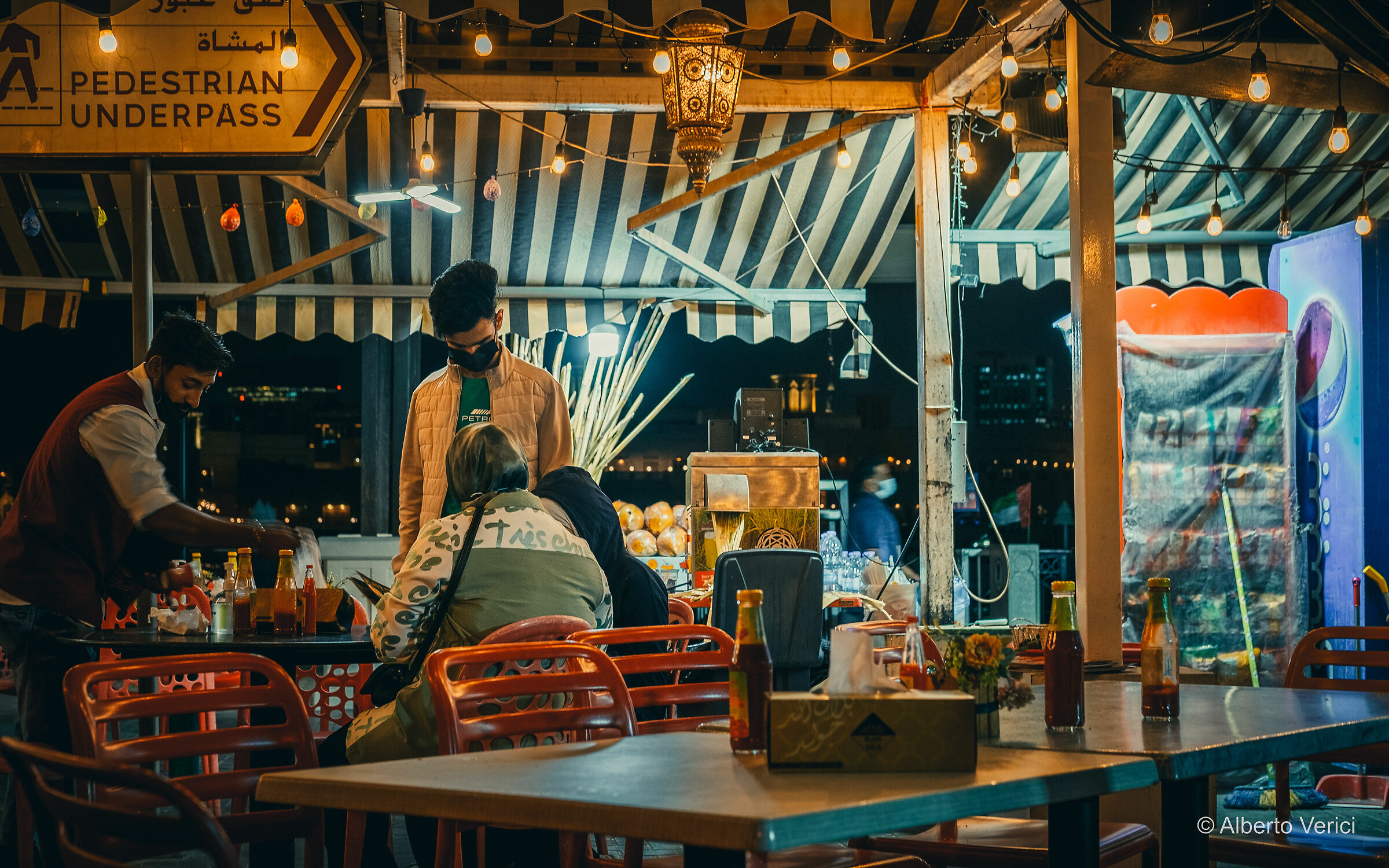 Old Dubai - nightly fast food