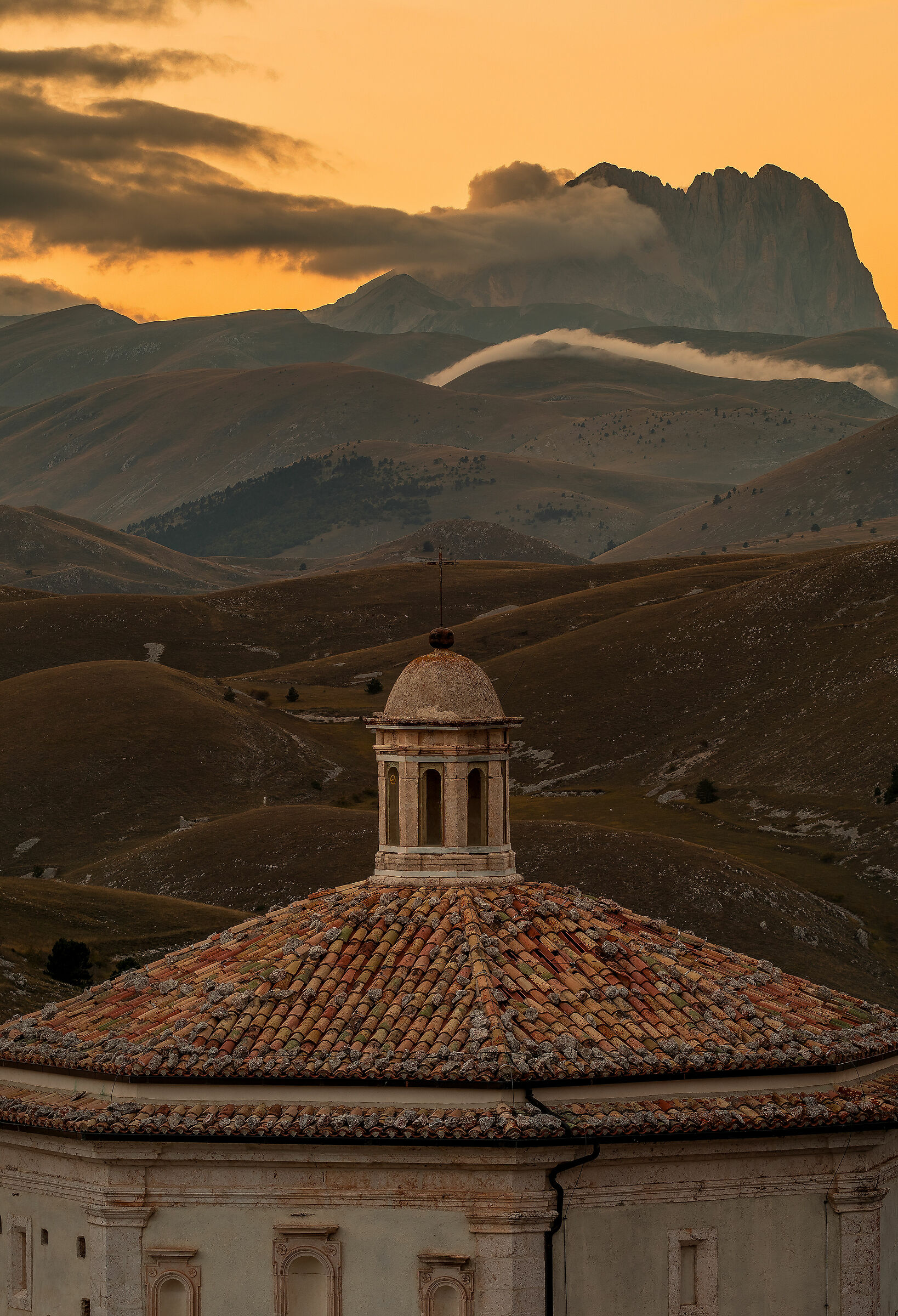 sacro e terreno