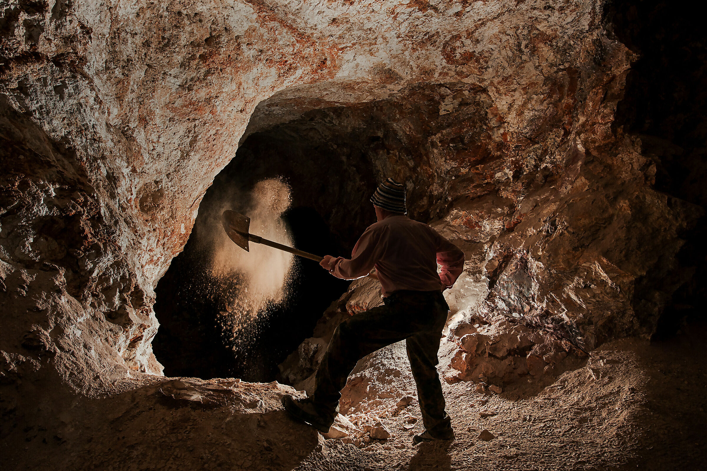 Shovel and pickaxe...