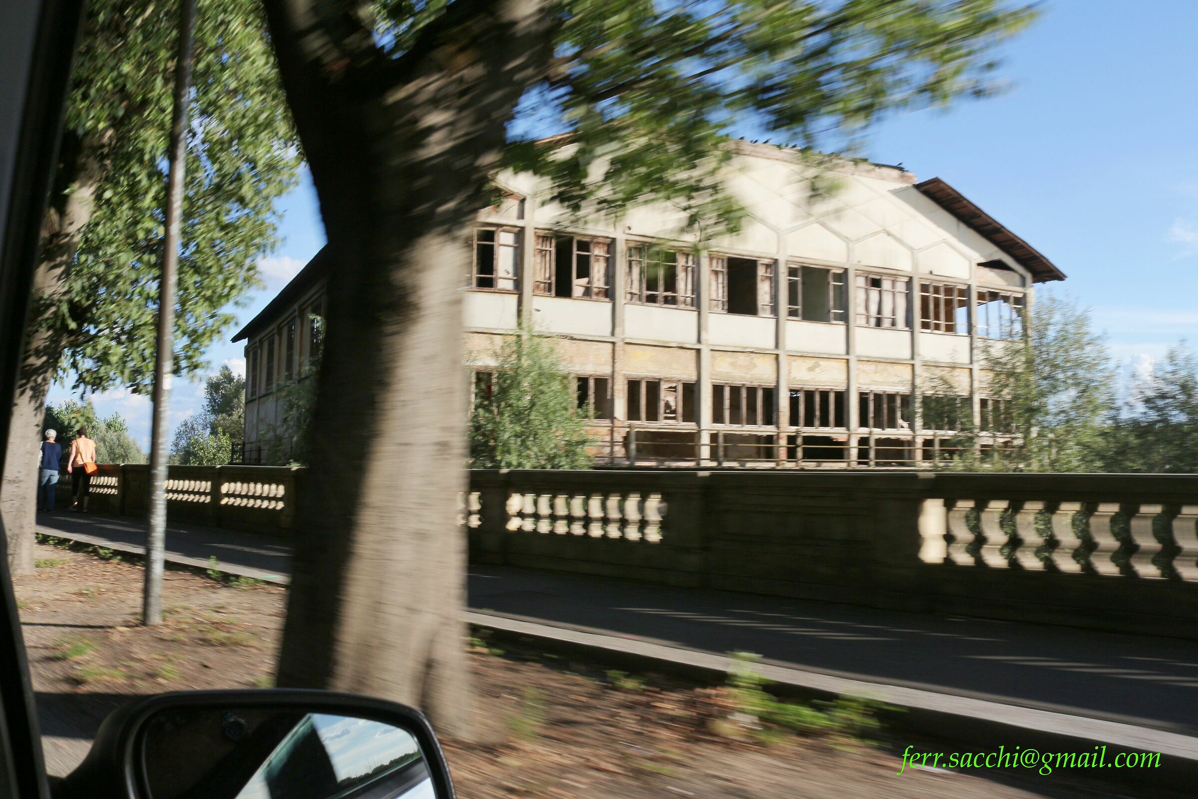 Former Idroscalo, now almost a ruin.