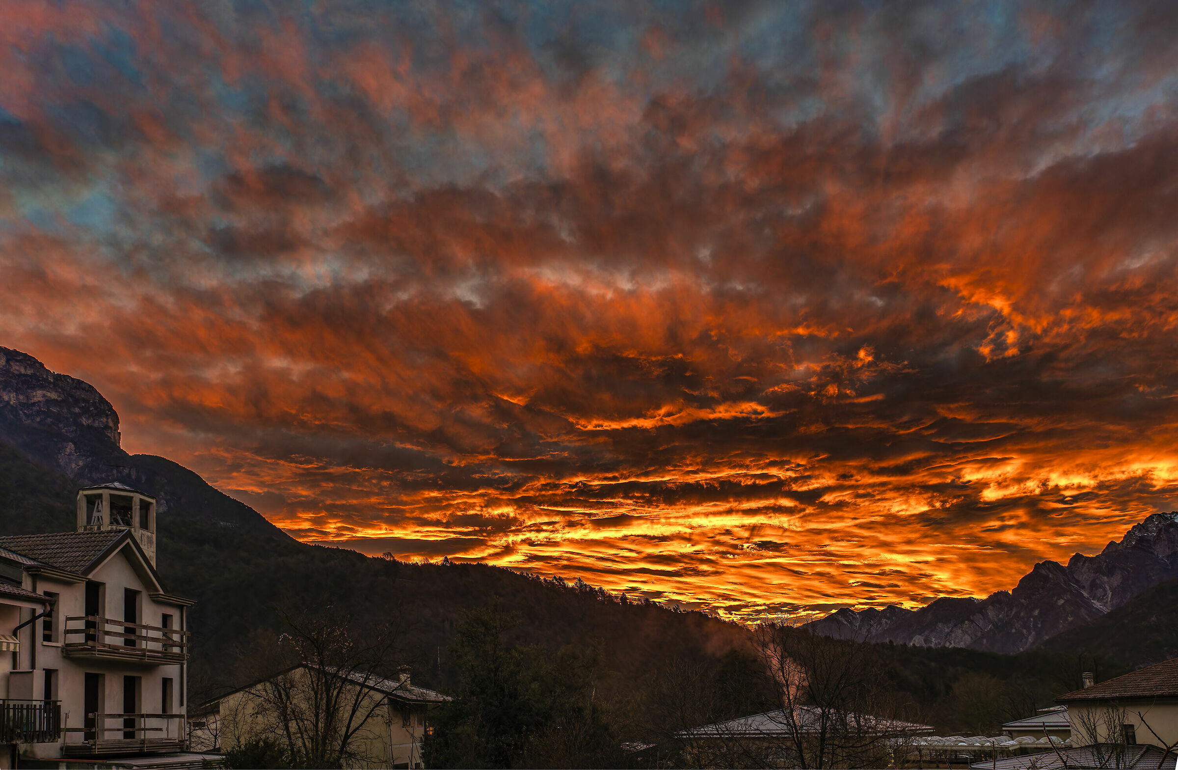 Yesterday at dawn from the terrace of the house