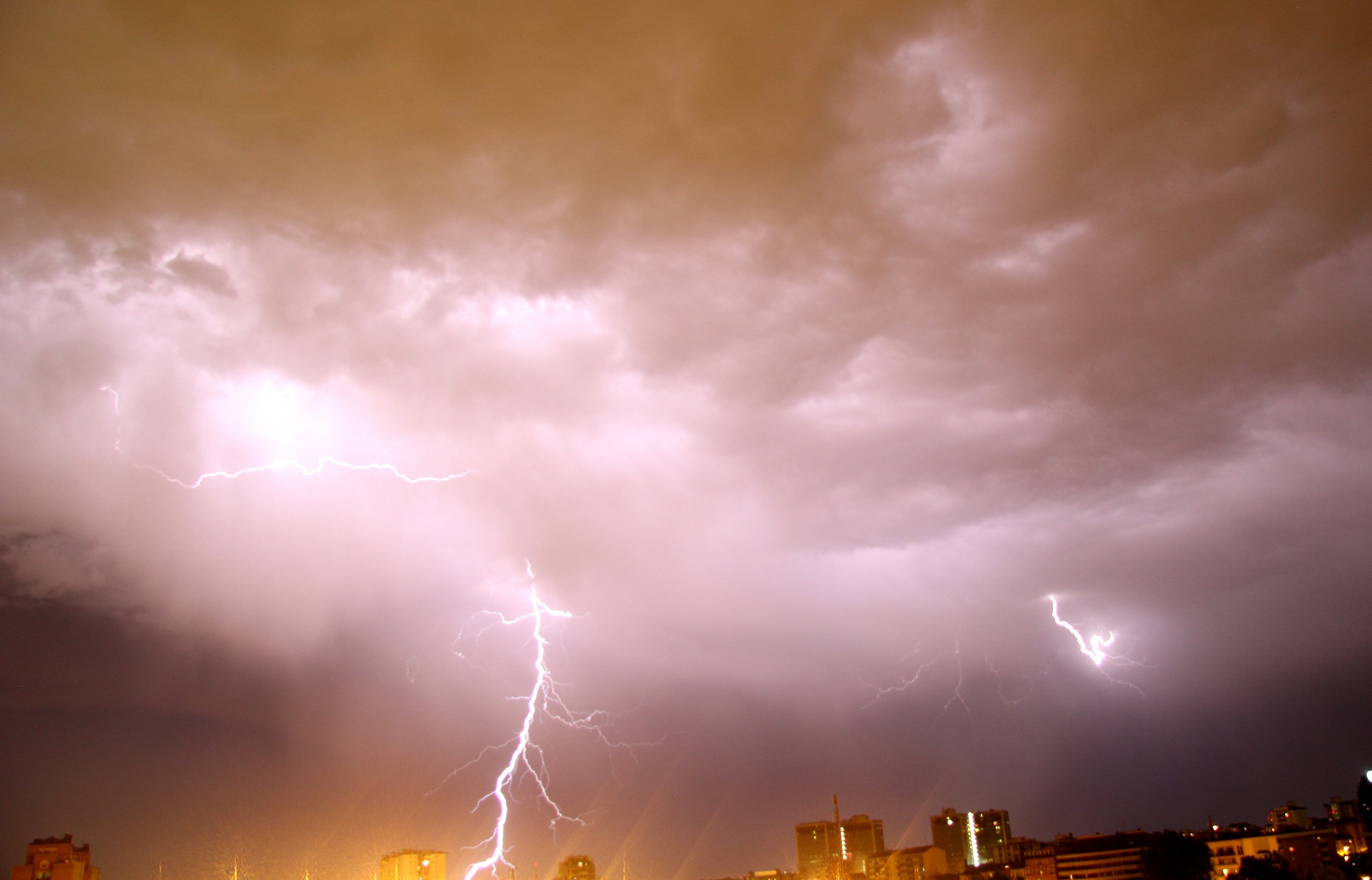 Notte di Fulmini a Milano (2)