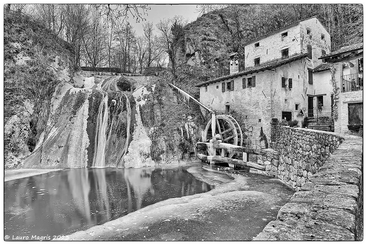 Rigori invernali al Molinetto della Croda