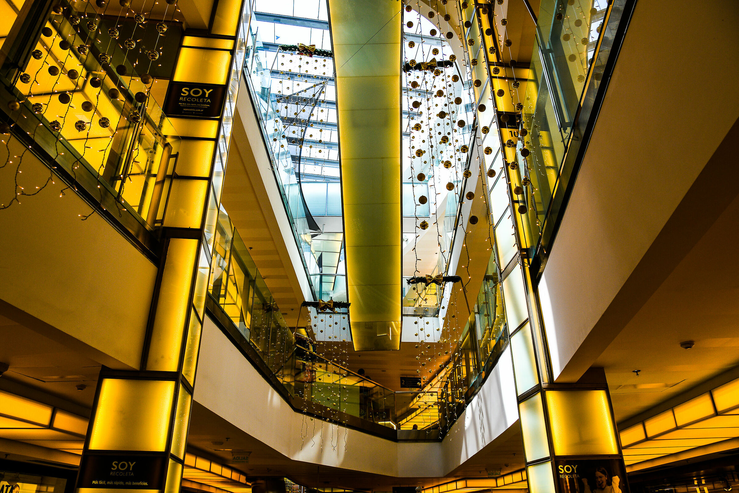 Soy Recoleta - centro commerciale a Buenos Aires.