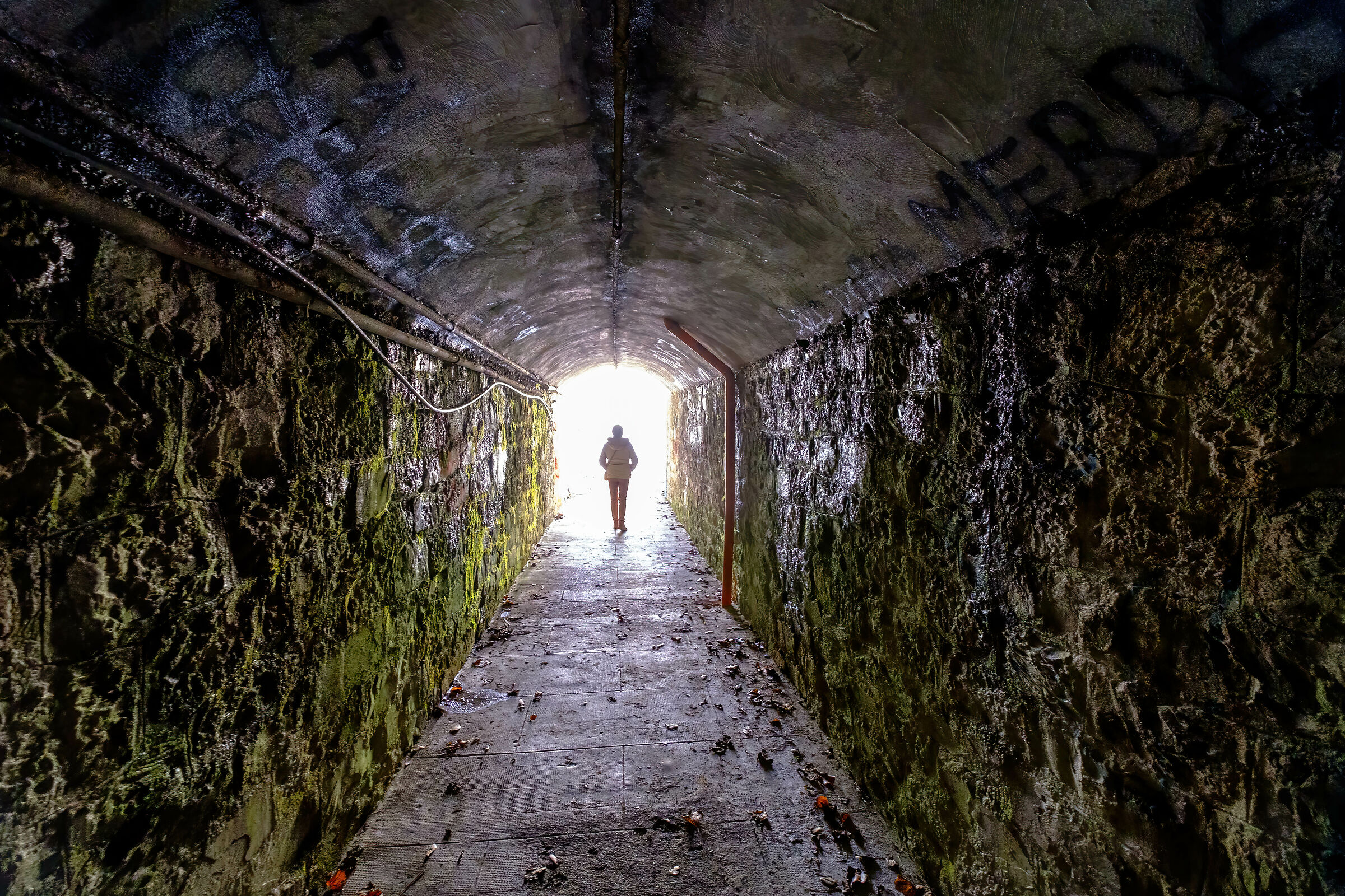 Space-time tunnel inauguration