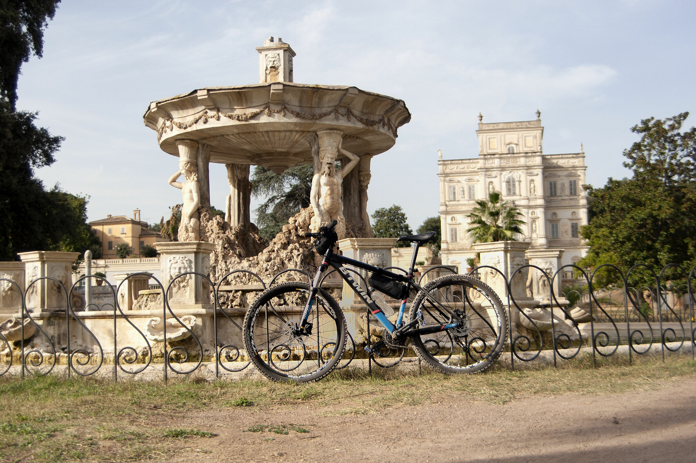 bici villa pamphili, zoom takumar 28-80 mm f3.5-4.5