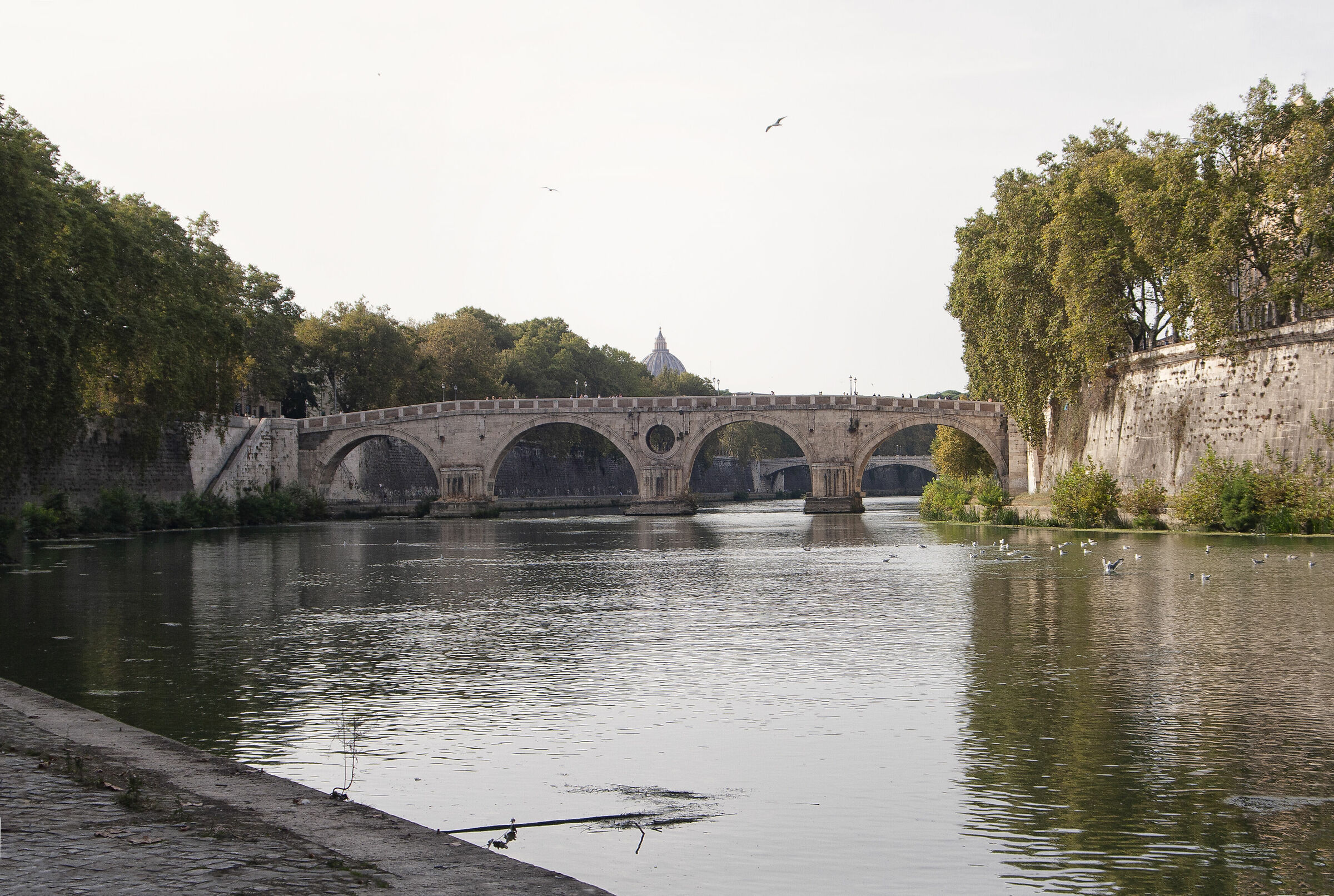 BRIDGE OF ROME FROM THE CYCLE PATH