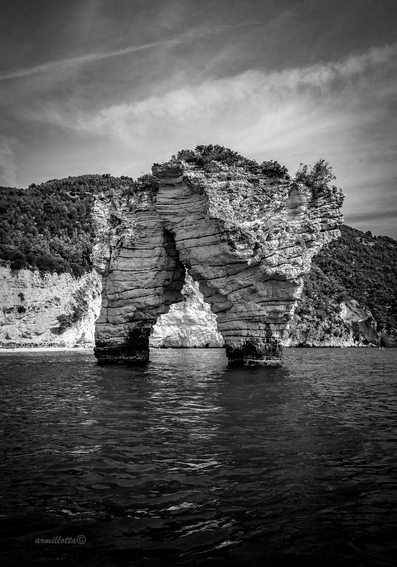 Faraglione Baia delle Zagare - Mattinata