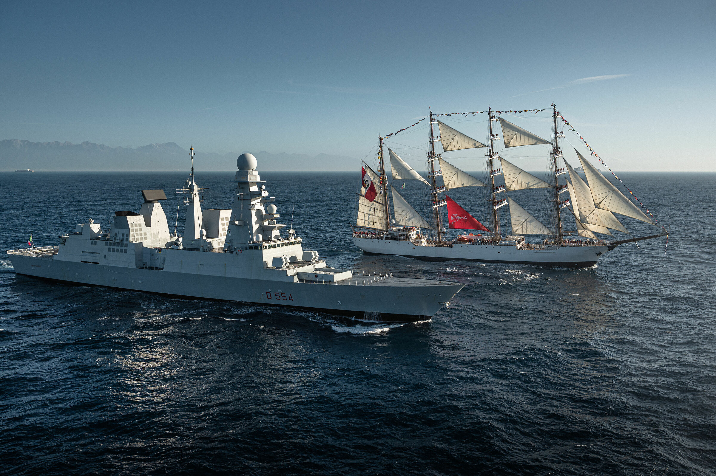 Tall ship Union e Nave Duilio